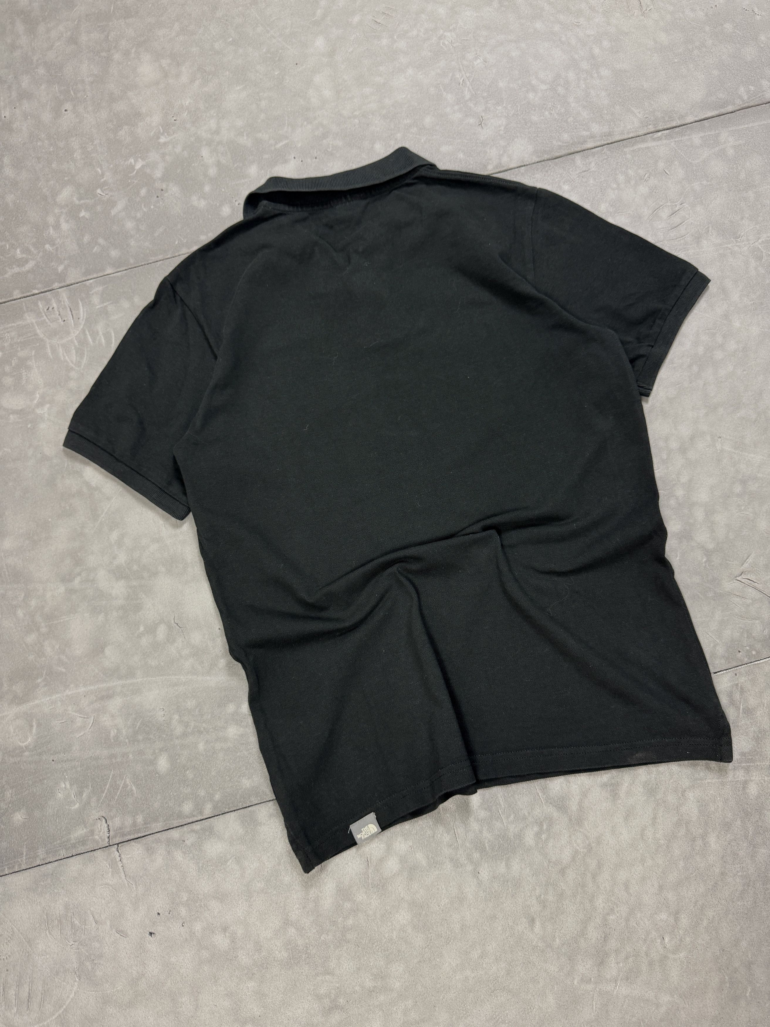 The North Face The North Face Black Polo Shirt S/M vintage retro 90s y2k Size US S / EU 44-46 / 1 - 9 Thumbnail