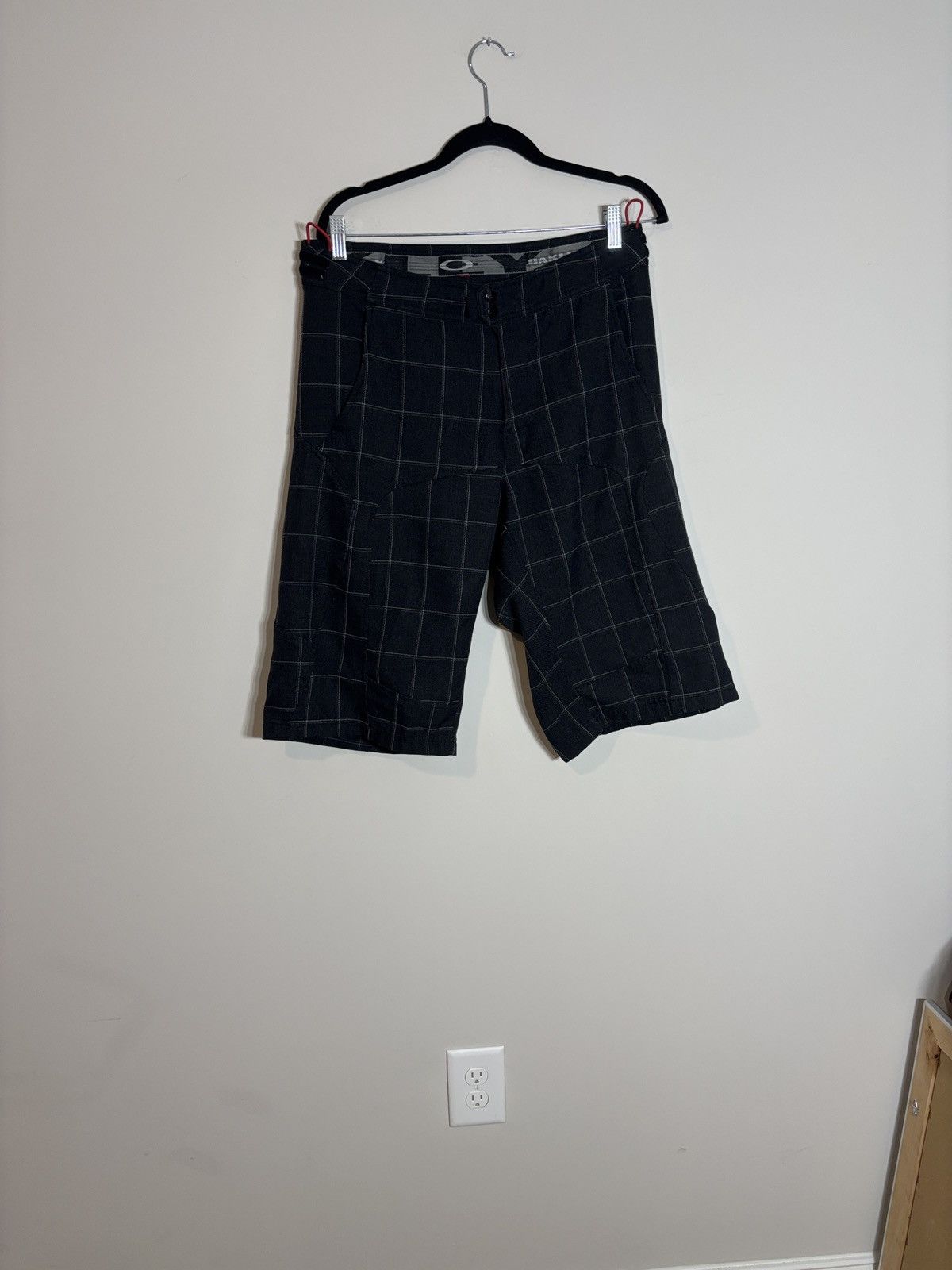 Oakley Vintage Oakley Shorts Y2K Software Size US 33 - 1 Thumbnail