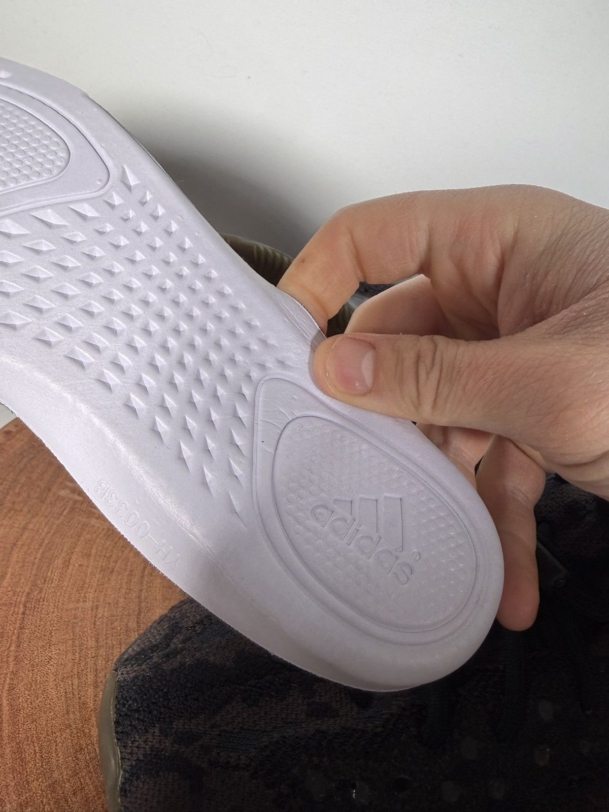 Yeezy Adidas Yeezy Boost 380 Onyx Non-Reflective Size US 6.5 / EU 39-40 - 7 Thumbnail