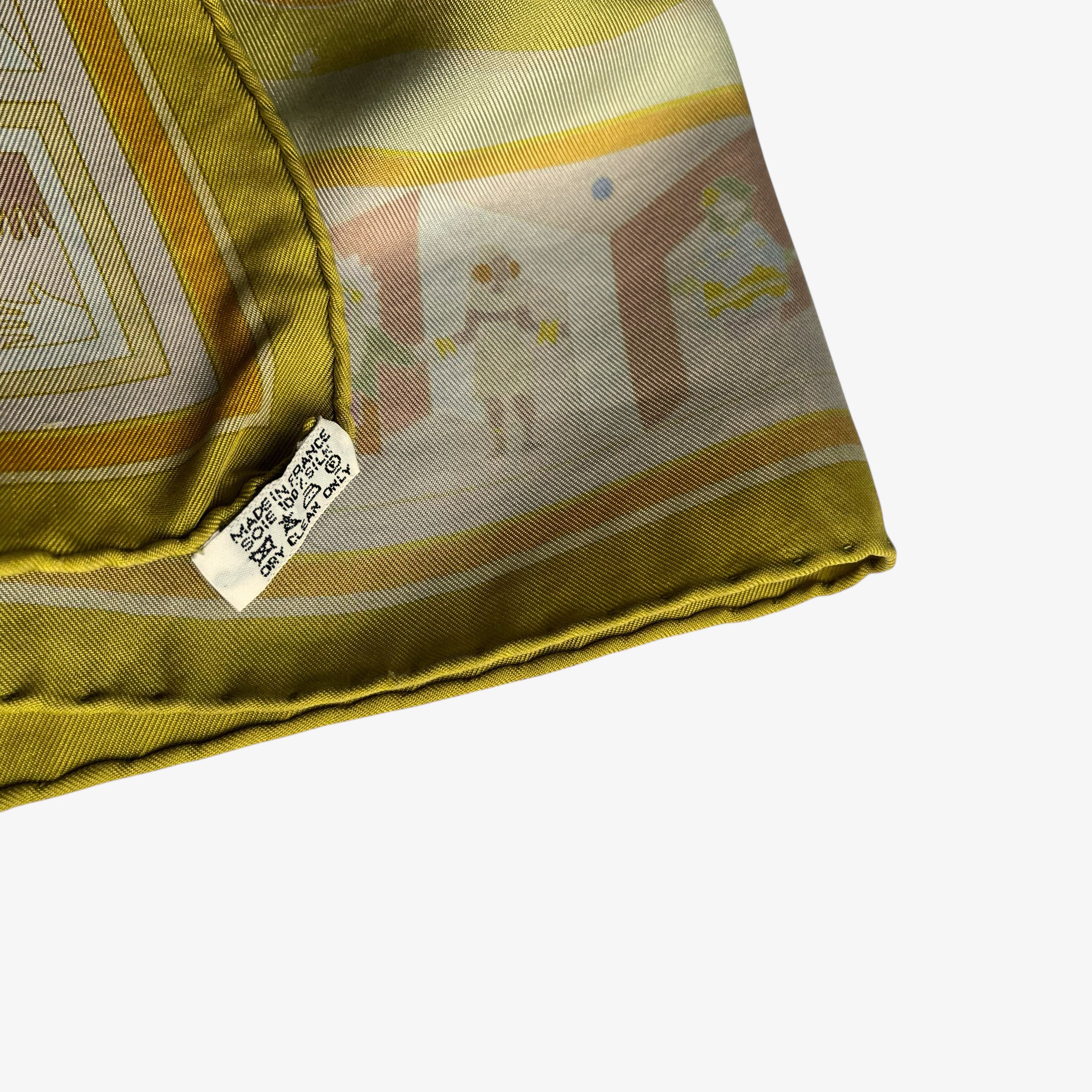 Hermes Vintage Y2K Hermes Paris Donner La Main Sun Face Silk Scarf Size ONE SIZE - 4 Thumbnail