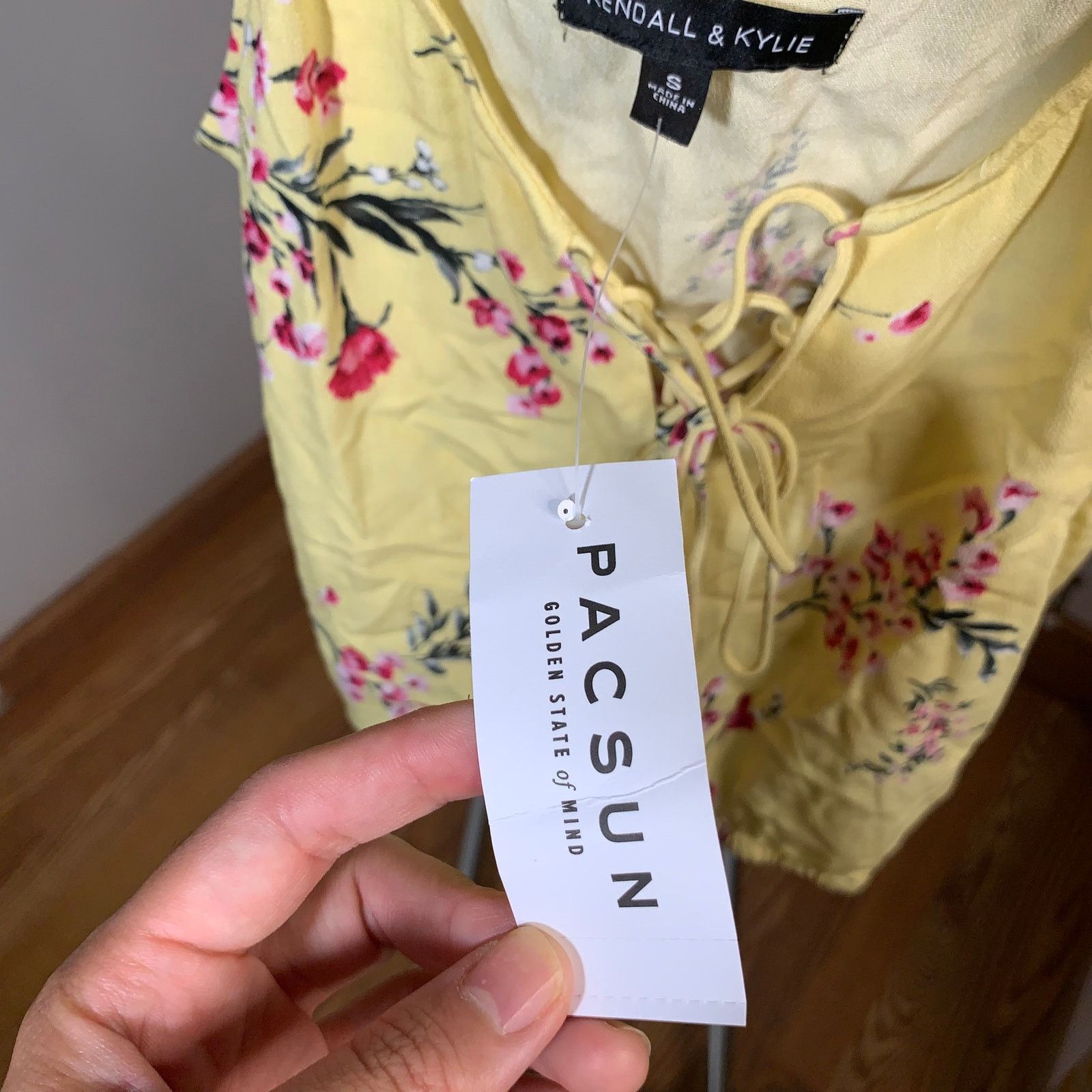 Other Kendall & Kylie Yellow Women's Top Size S (NWT) Size S / US 4 / IT 40 - 8 Thumbnail