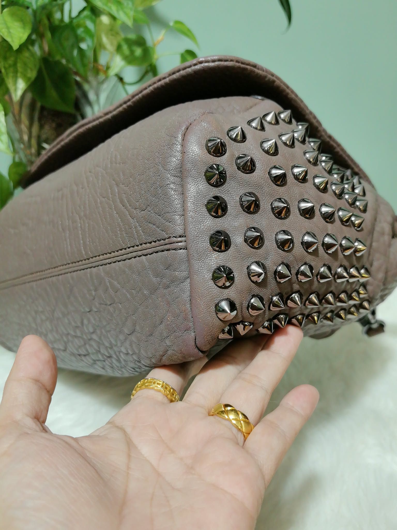 MCM MCM 2way leather flapbag taupe leather Size ONE SIZE - 7 Thumbnail