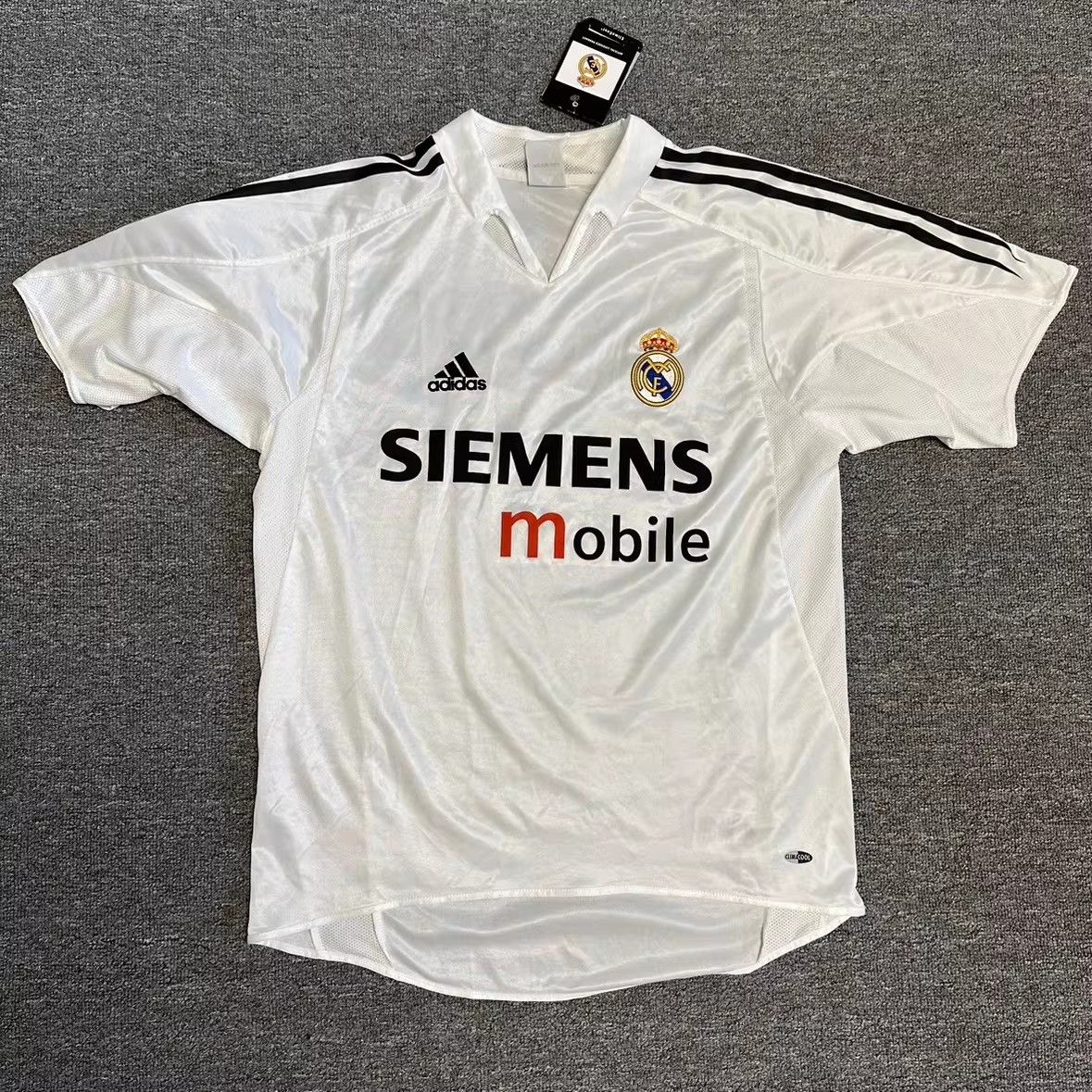 Other 2004 2005 Real Madrid #10 Luís Figo Jersey Home Size US XL / EU 56 / 4 - 2 Thumbnail