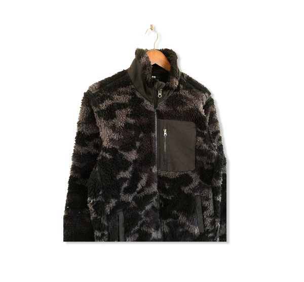 Japanese Brand × Uniqlo Japanese Brand Uniqlo Fleece Camouflage Jacket Size US M / EU 48-50 / 2 - 2 Thumbnail