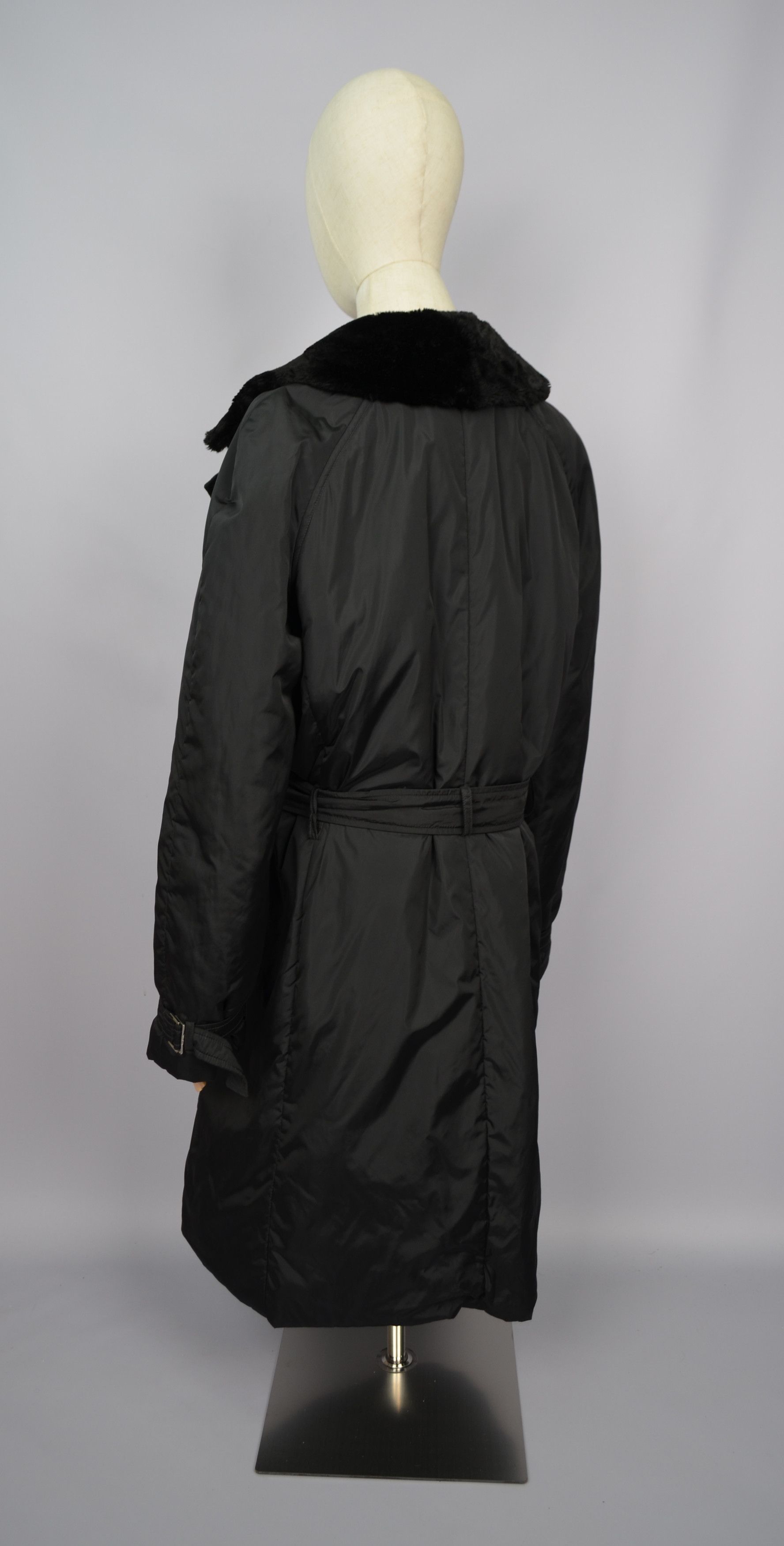 Designer × Max Mara Max Mara 'S Belted Teflon Jacket Coat Long Nutria Fur Size L Size L / US 10 / IT 46 - 13 Thumbnail