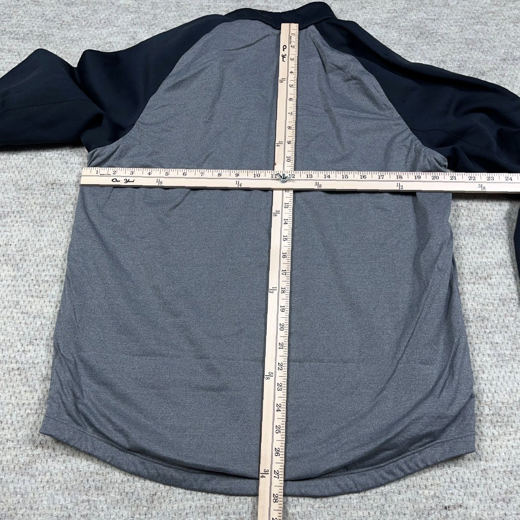 Nike Nike Golf Sweater Men Large Gray Black Aerolayer Pullover 1/4 Zip Sweatshirt Size US L / EU 52-54 / 3 - 6 Thumbnail