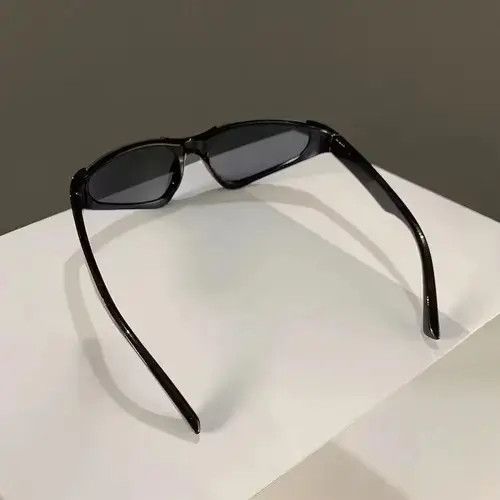 VIBE Alien Cyber Eye Sunglasses Dystopian Grunge 2000s Future Size ONE SIZE - 3 Thumbnail