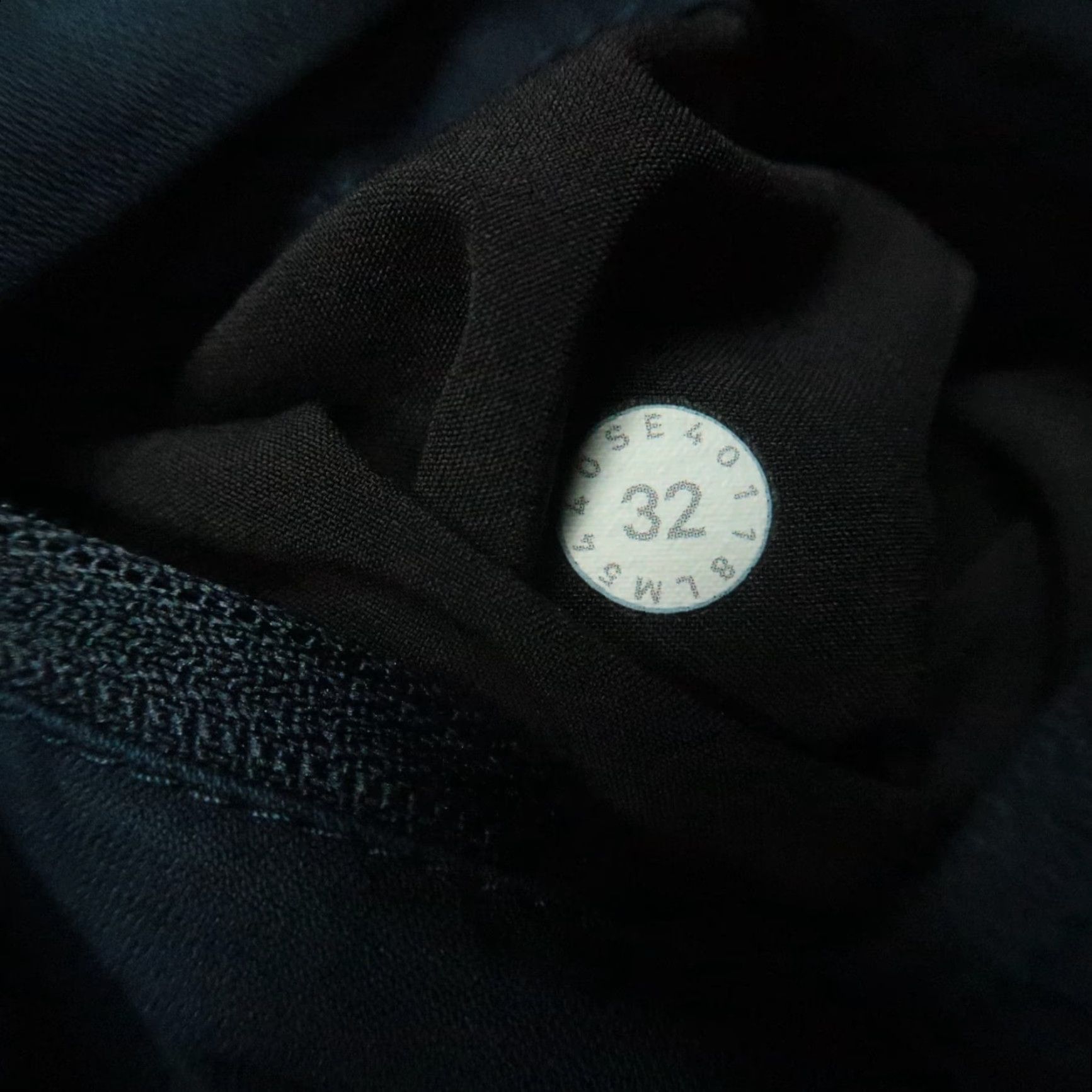 Lululemon Lululemon Pants Mens 32x33 Blue Classic Chino Zip Pocket Stretch Work Travel Size US 32 / EU 48 - 7 Thumbnail