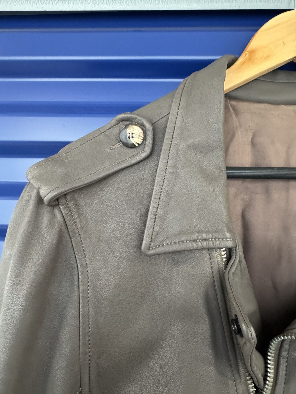 Rick Owens RARE! $5351 STOOGES SIZE AW10 MAINLINE TAUPE LEATHER JACKET Size US L / EU 52-54 / 3 - 8 Thumbnail
