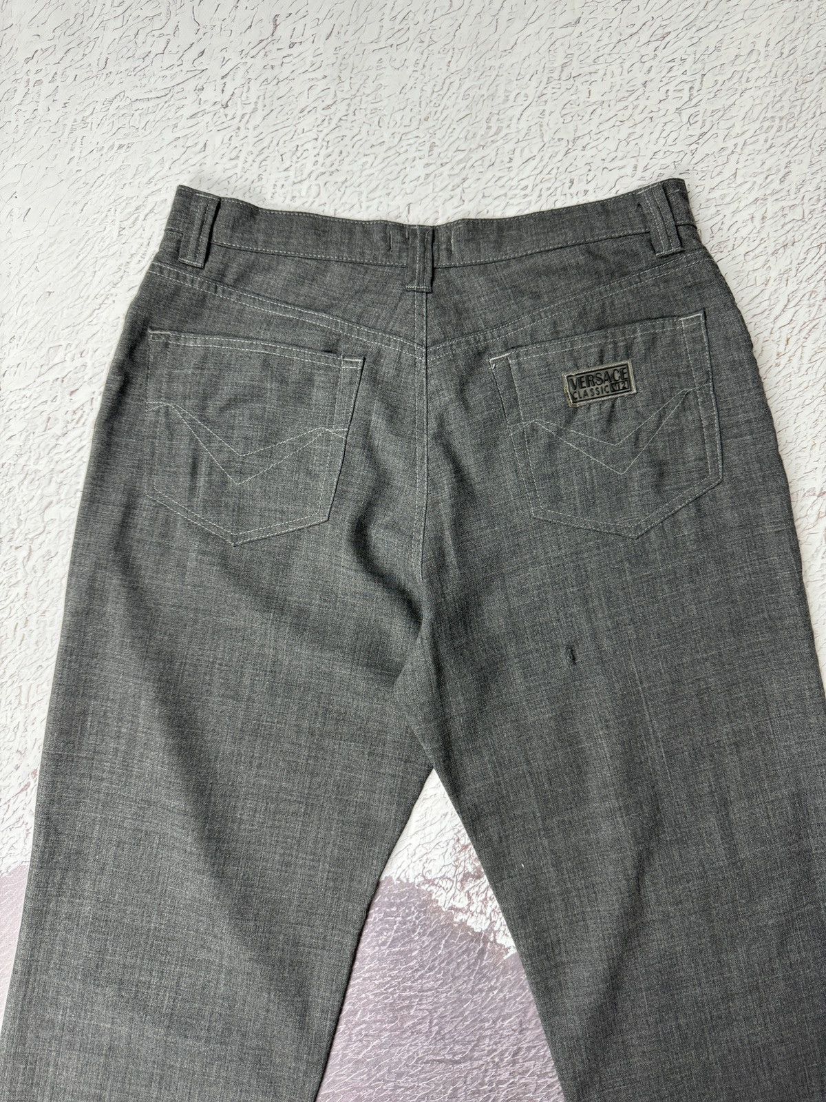 Versace Versace Classic V2 vintage grey wool casual pants logo Size US 32 / EU 48 - 14 Thumbnail