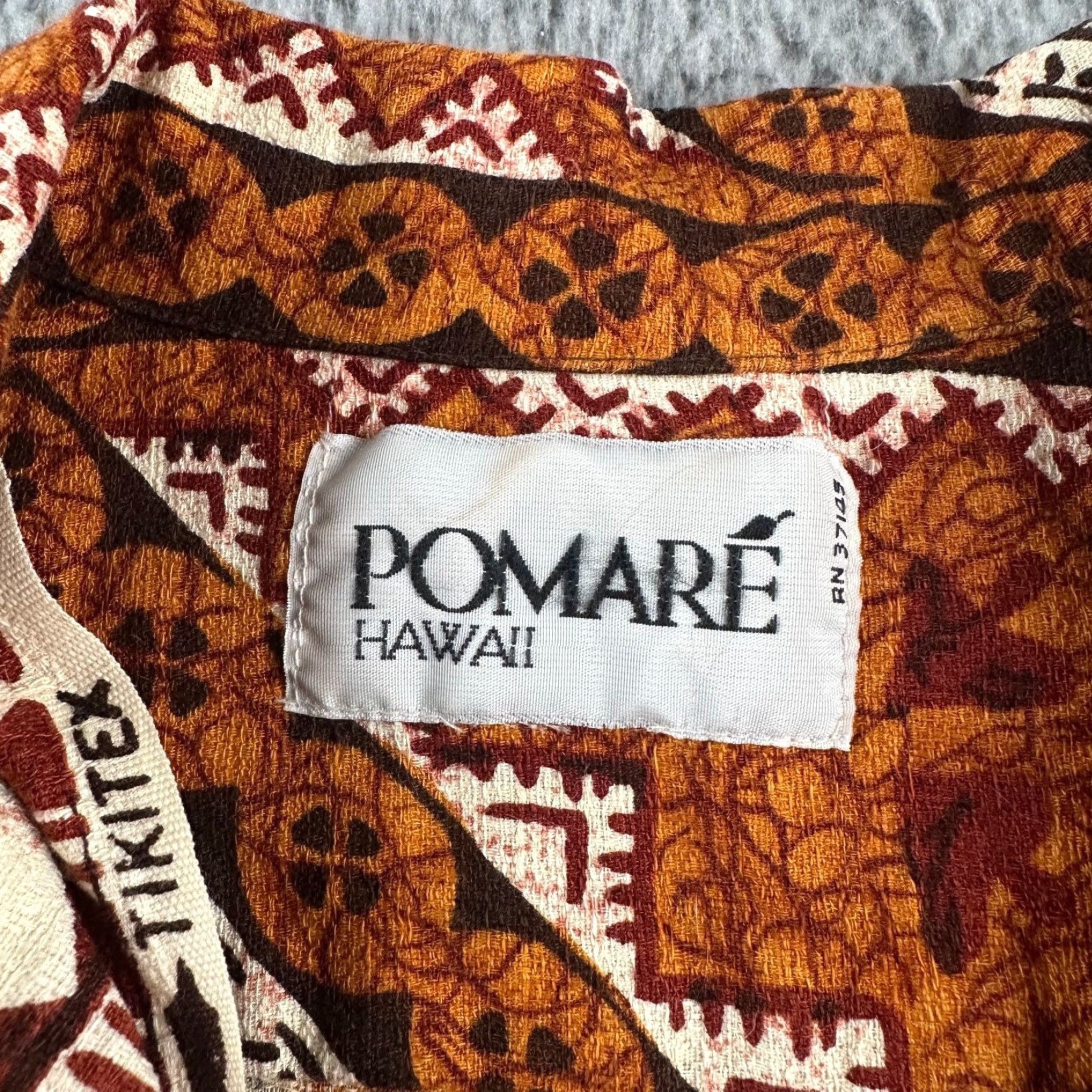 Vintage VINTAGE POMARE Hawaii Men’s Shirt Button-Up Casual 70s Classic Abstract Textured Brown Rust Orange Cream Short Sleeve Collared Chest Pocket M Size US M / EU 48-50 / 2 - 3 Thumbnail