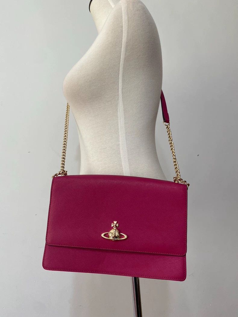 Vivienne Westwood size os Saturn rose red shoulder bag