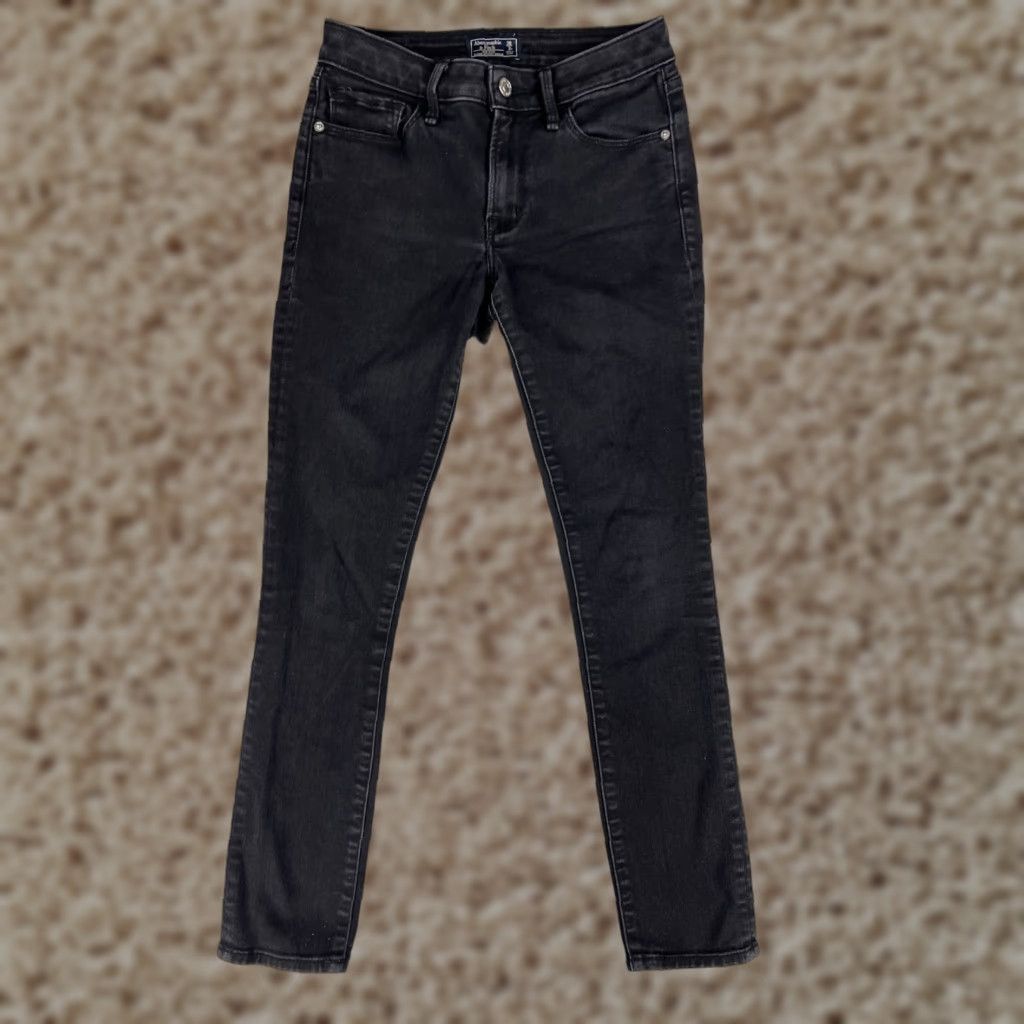 Abercrombie & Fitch Abercrombie & Fitch Jeans Women 26/2 Black Tapered Super Skinny Ankle Size 26" / US 2 / IT 38 - 1 Thumbnail