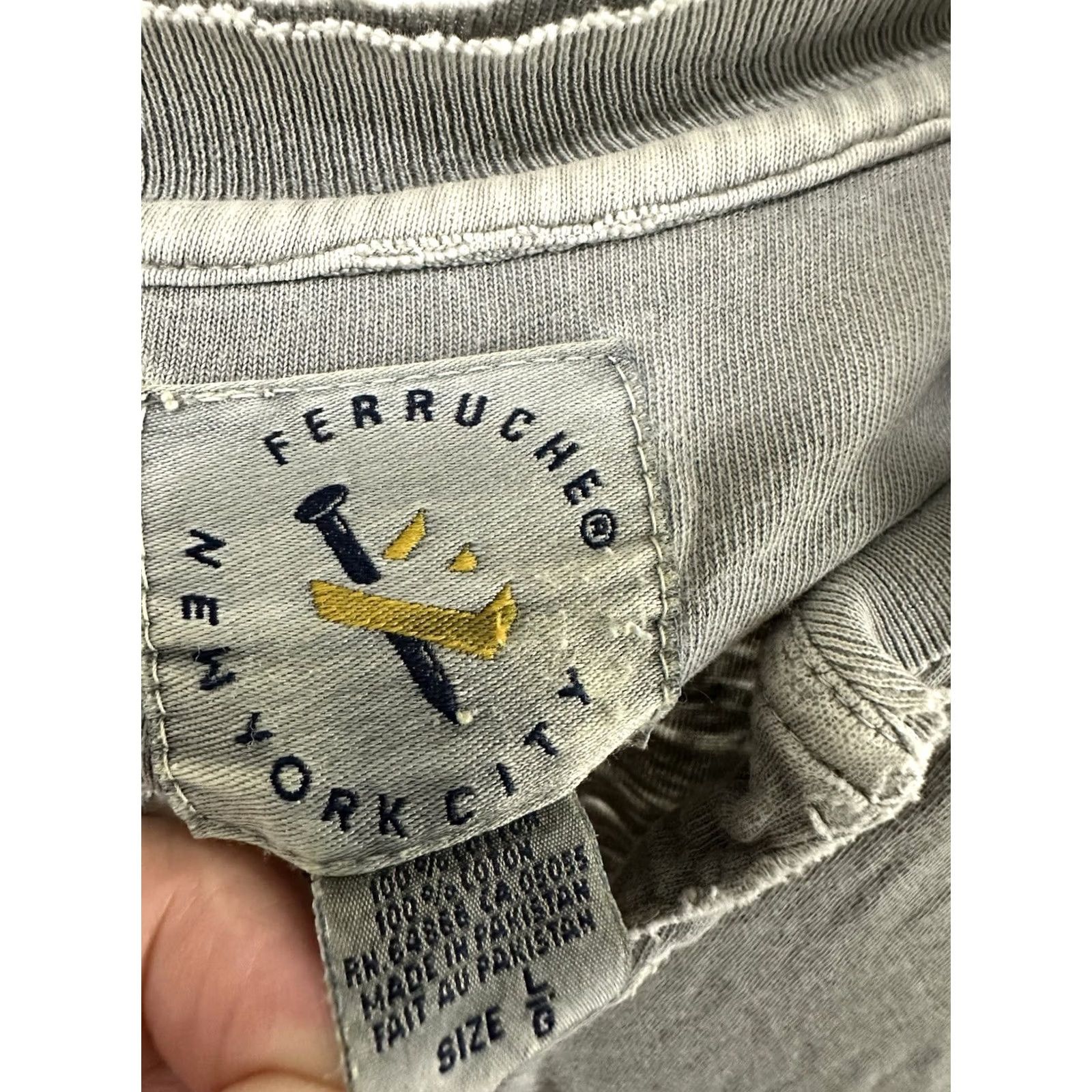 Vintage VINTAGE Ferruche NYC Thrashed WIP Work T-Shirt Henley Short Sleeve Size L Green Gray Mens Shirt Size US L / EU 52-54 / 3 - 3 Thumbnail