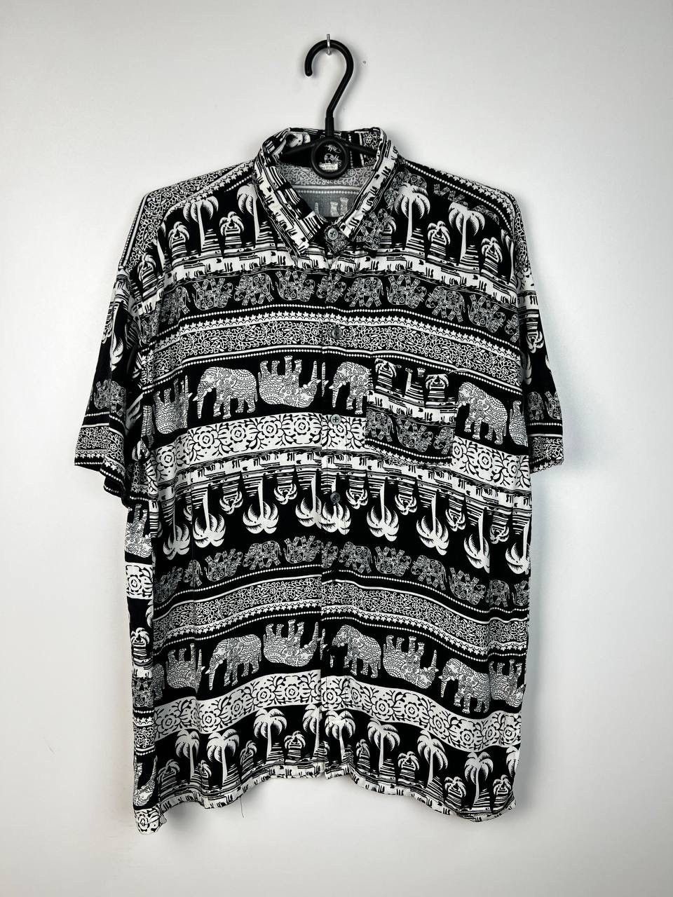 Other Hawaii 90s Crazy Shirts size XL Size US XL / EU 56 / 4 - 1 Thumbnail
