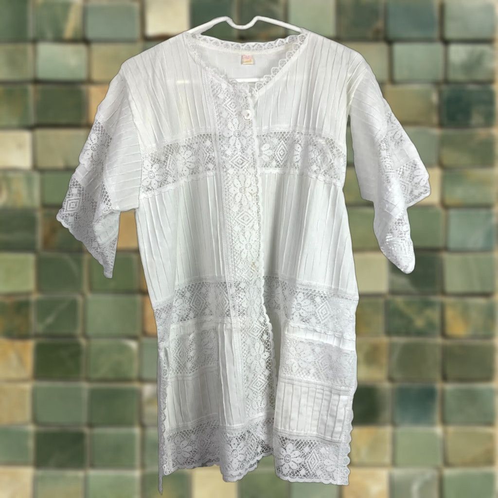 Vintage Vintage Mexican Ethnic Floral Lace Boho White Blouse Tunic Shirt Size 38 M/L Cotton Blend 1970s Boho Shirt Womens Size M / US 6-8 / IT 42-44 - 1 Thumbnail