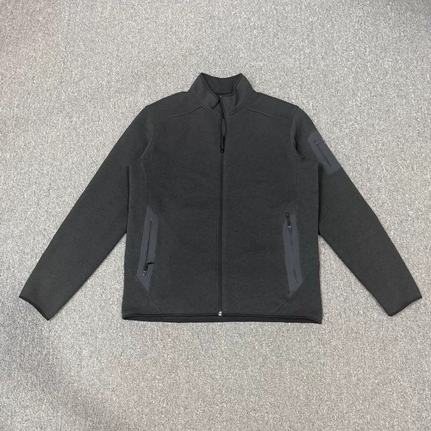 Arc'teryx Gray Zip-Up Light Jacket Size L Size US L / EU 52-54 / 3 - 1 Thumbnail