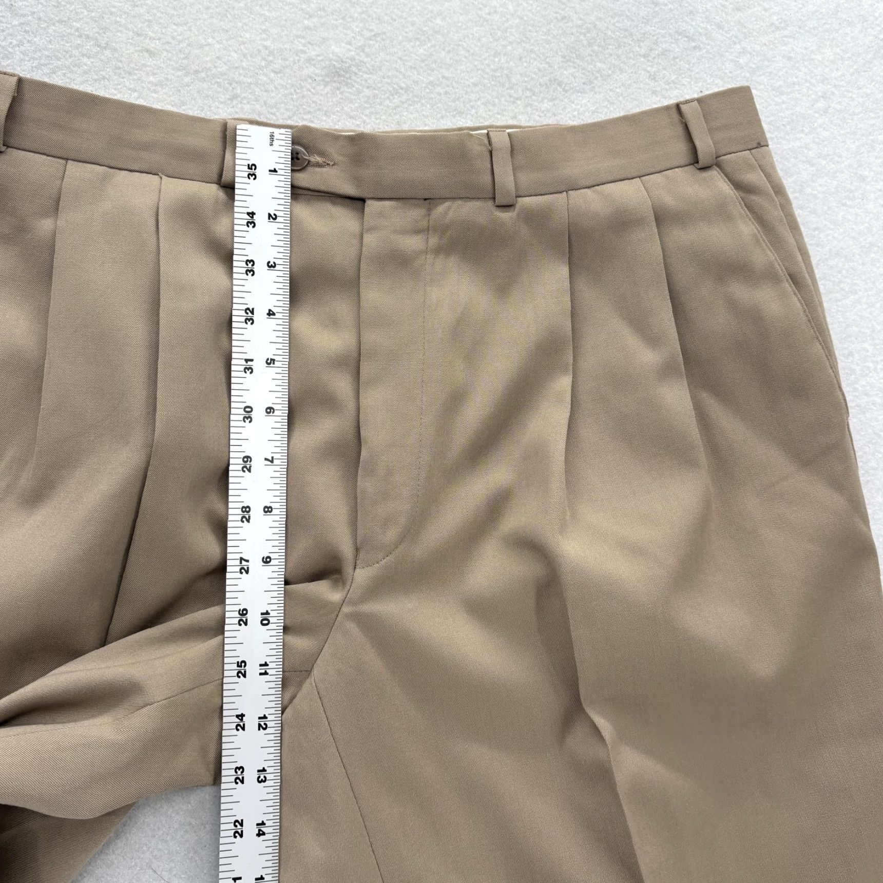 Ralph Lauren VINTAGE Polo University Ralph Lauren Dress Pants Mens 36x28 Wool Pleated Cuffed Beige 90s Boy Mens Pants Size US M / EU 48-50 / 2 - 7 Thumbnail