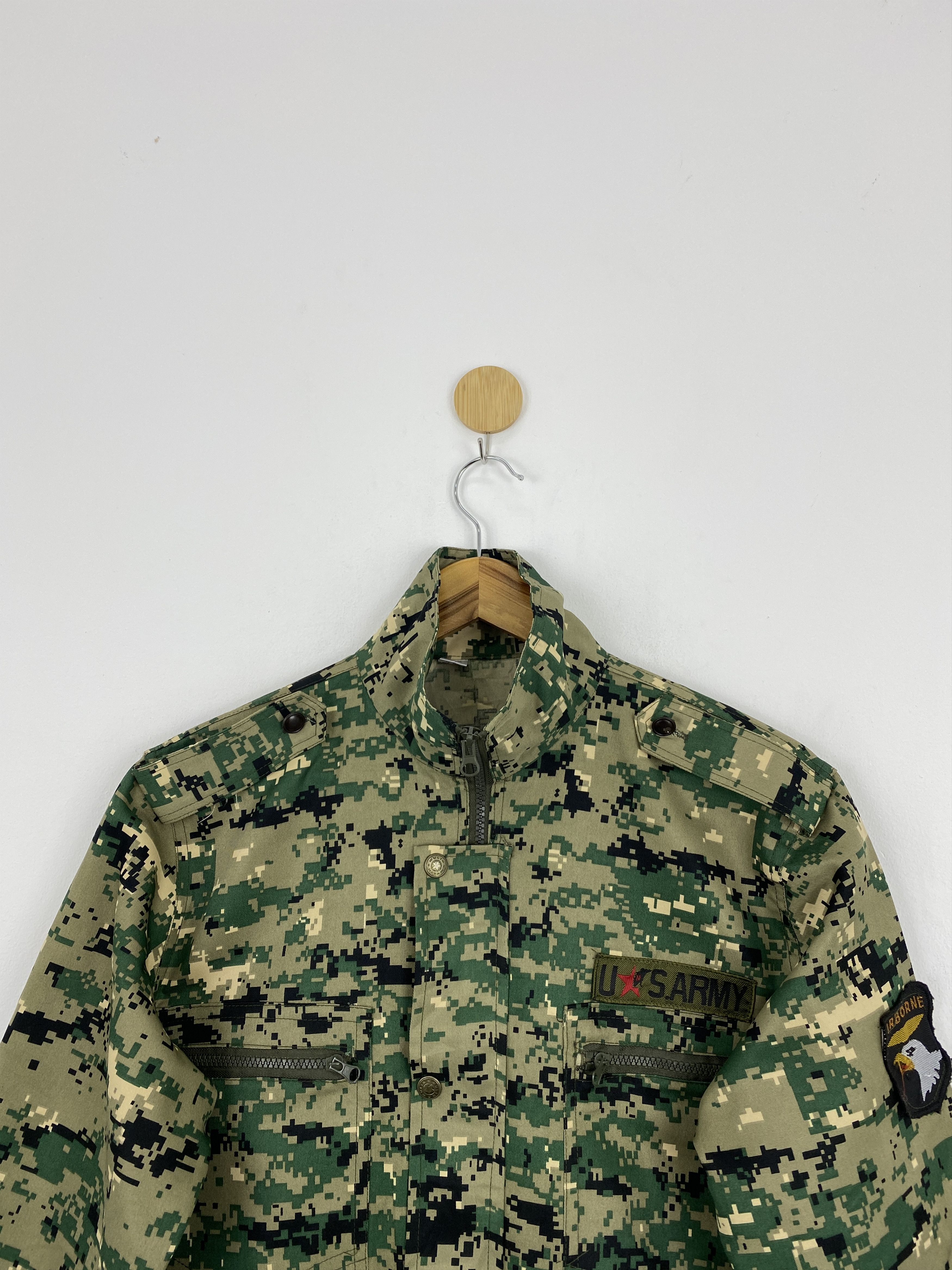 Vintage Vintage US Air Army Airbone Military Camouflage Jacket J1740 Size US M / EU 48-50 / 2 - 2 Thumbnail