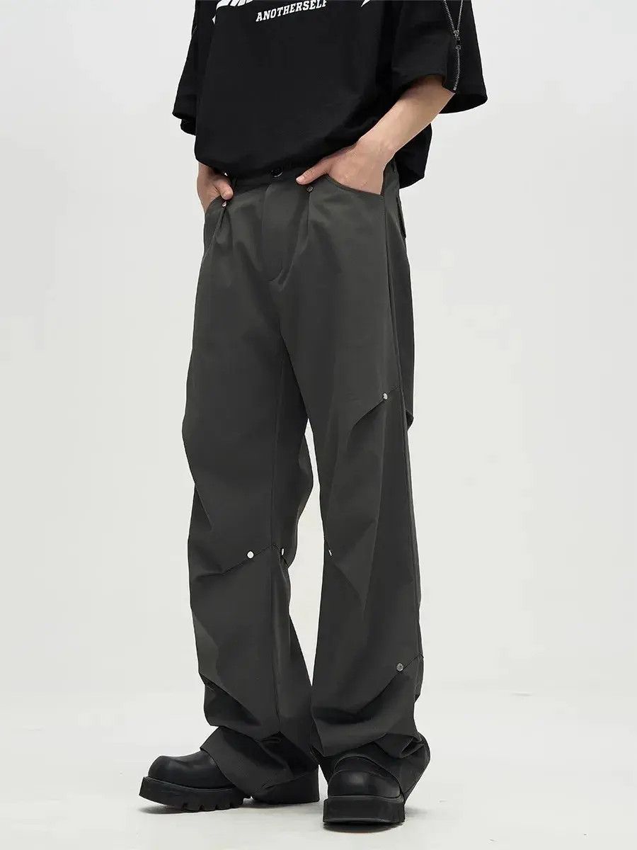 Japanese Brand Cargo baggy flared pleated pants Size US 32 / EU 48 - 1 Thumbnail