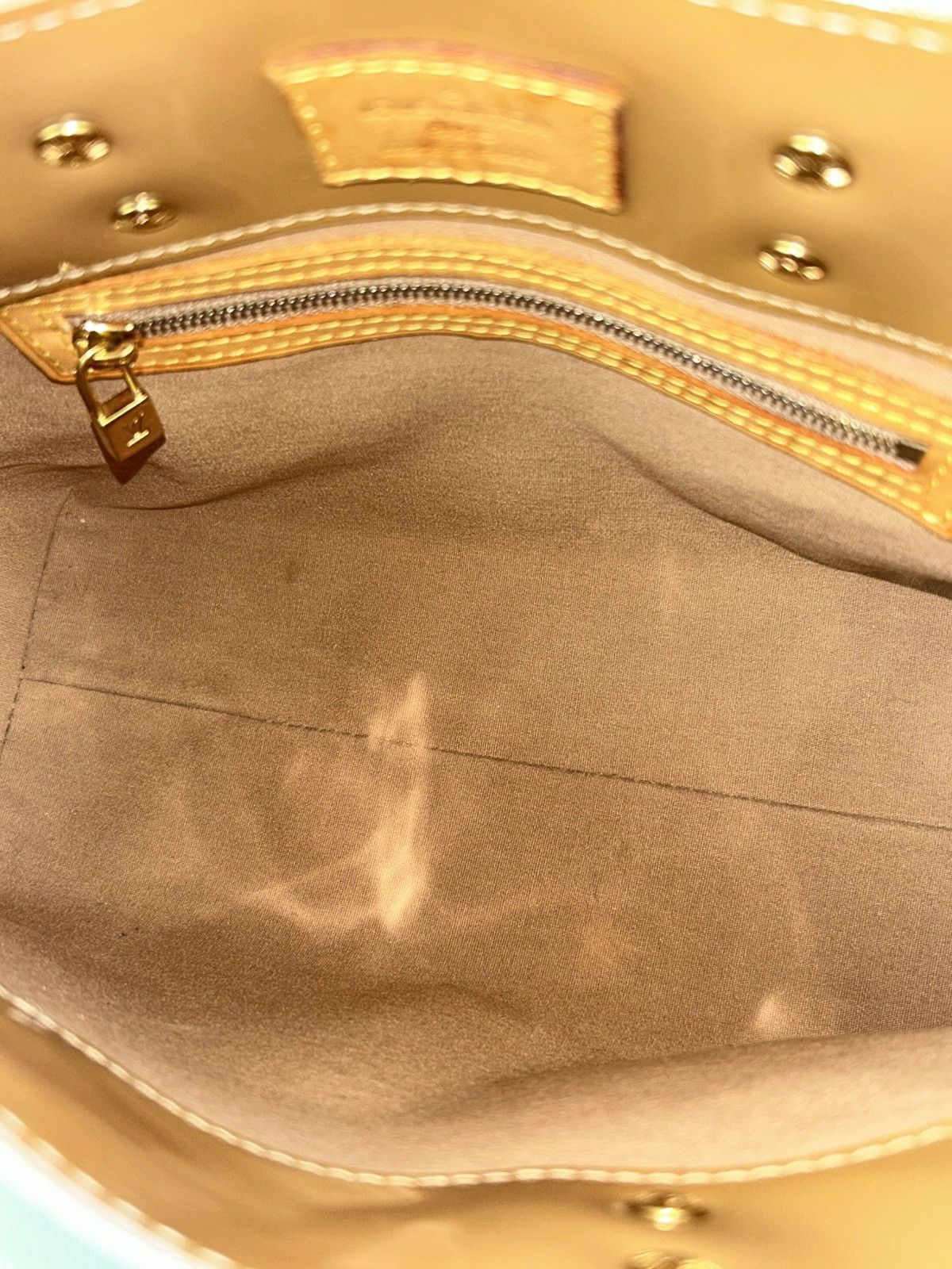 Louis Vuitton Louis Vuitton PM Reade Verni Hand Bag Size ONE SIZE - 6 Thumbnail