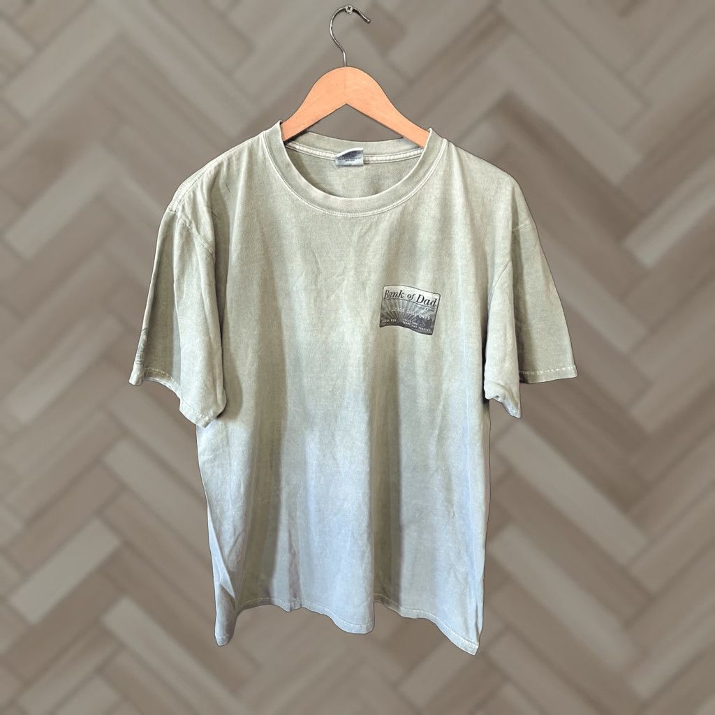 Vintage VINTAGE Crazy Shirts Mens T-Shirt Shirt Size L Green Short Sleeve Bank of Dad 90s Size US L / EU 52-54 / 3 - 1 Thumbnail