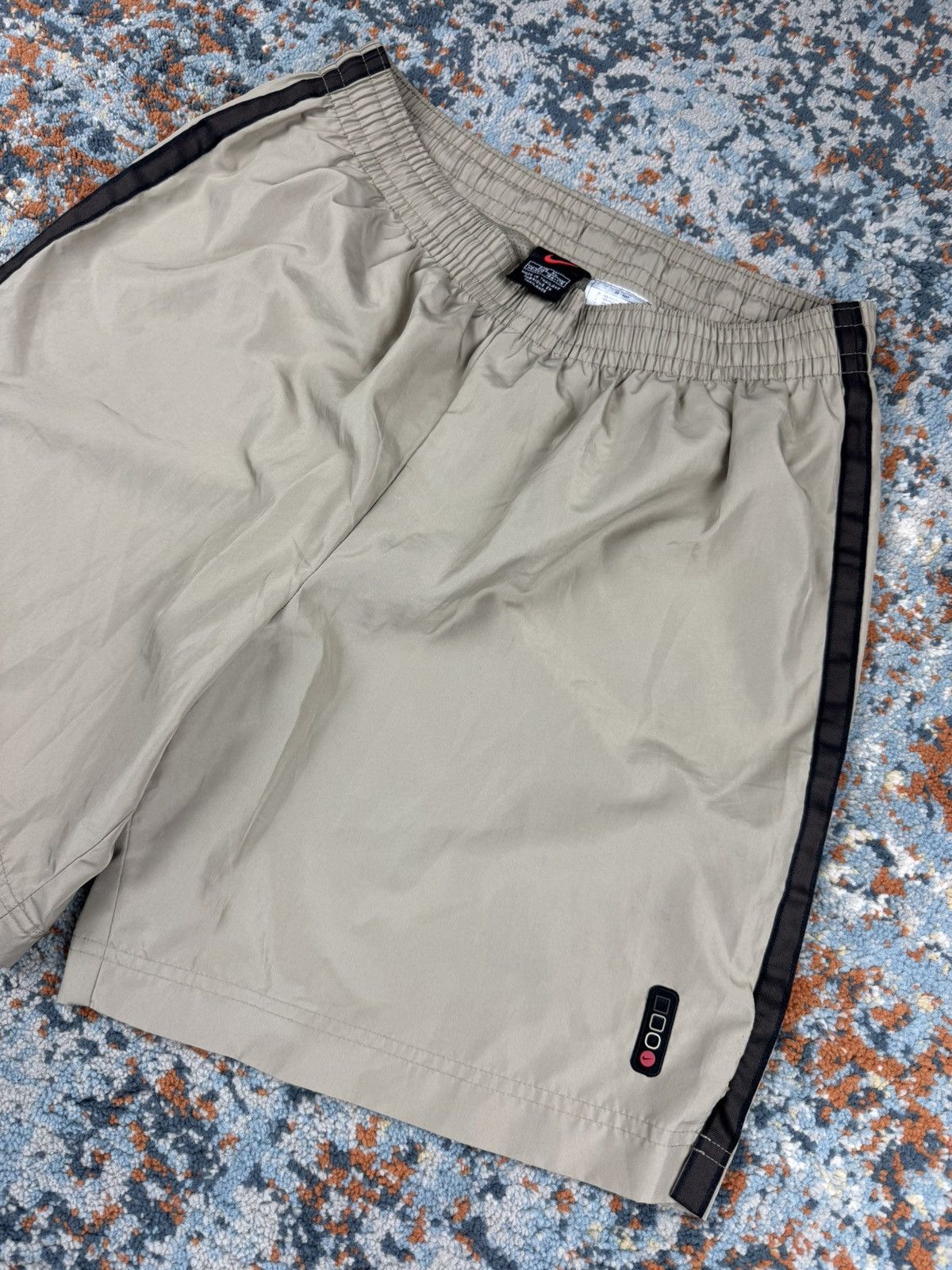 Nike Vintage 90s Nike baggy shorts swimming trunks earth tones Size US 32 / EU 48 - 5 Thumbnail
