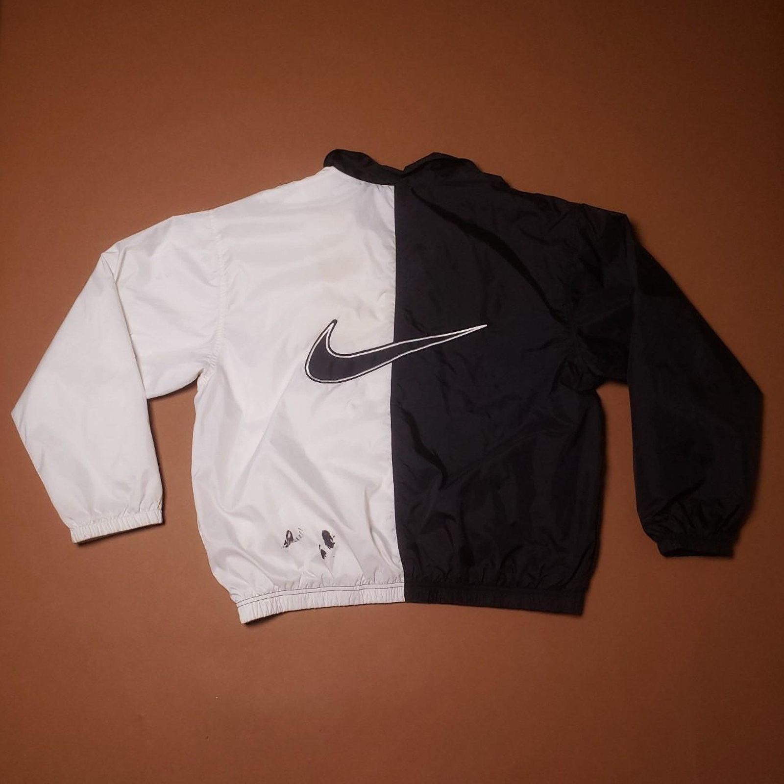 Nike Vintage 90s Nike *Rare* windbreaker Mens size Large Size US L / EU 52-54 / 3 - 1 Thumbnail