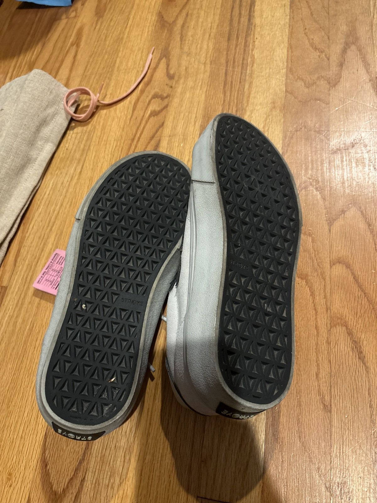 STRAYE Straye grey black flames size 9.5 Size US 9.5 / EU 42-43 - 4 Thumbnail