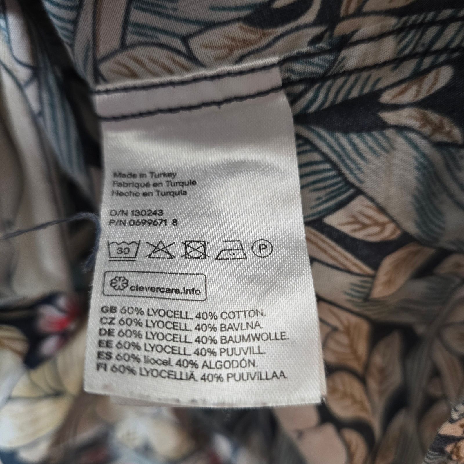 H&M Morris & Co Floral Multicolor Long Sleeve Button-up Shirt M Size US M / EU 48-50 / 2 - 4 Thumbnail
