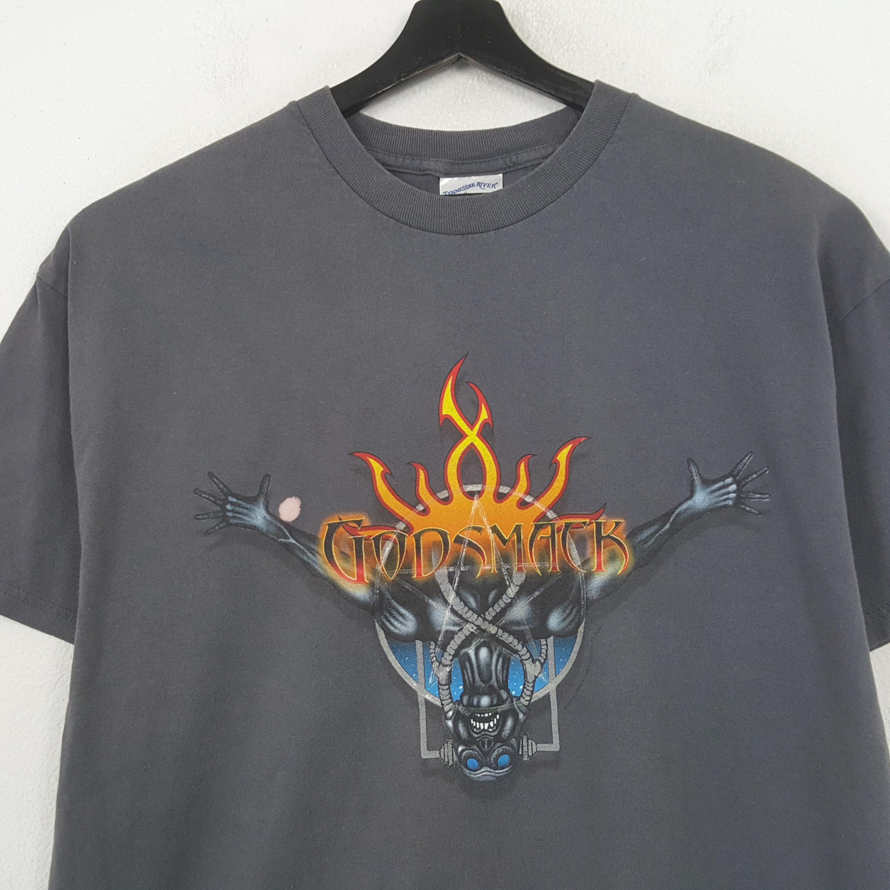 Band Tees Godsmack Summer Rock Band Vintage Tshirt RR4 Size US XL / EU 56 / 4 - 2 Thumbnail