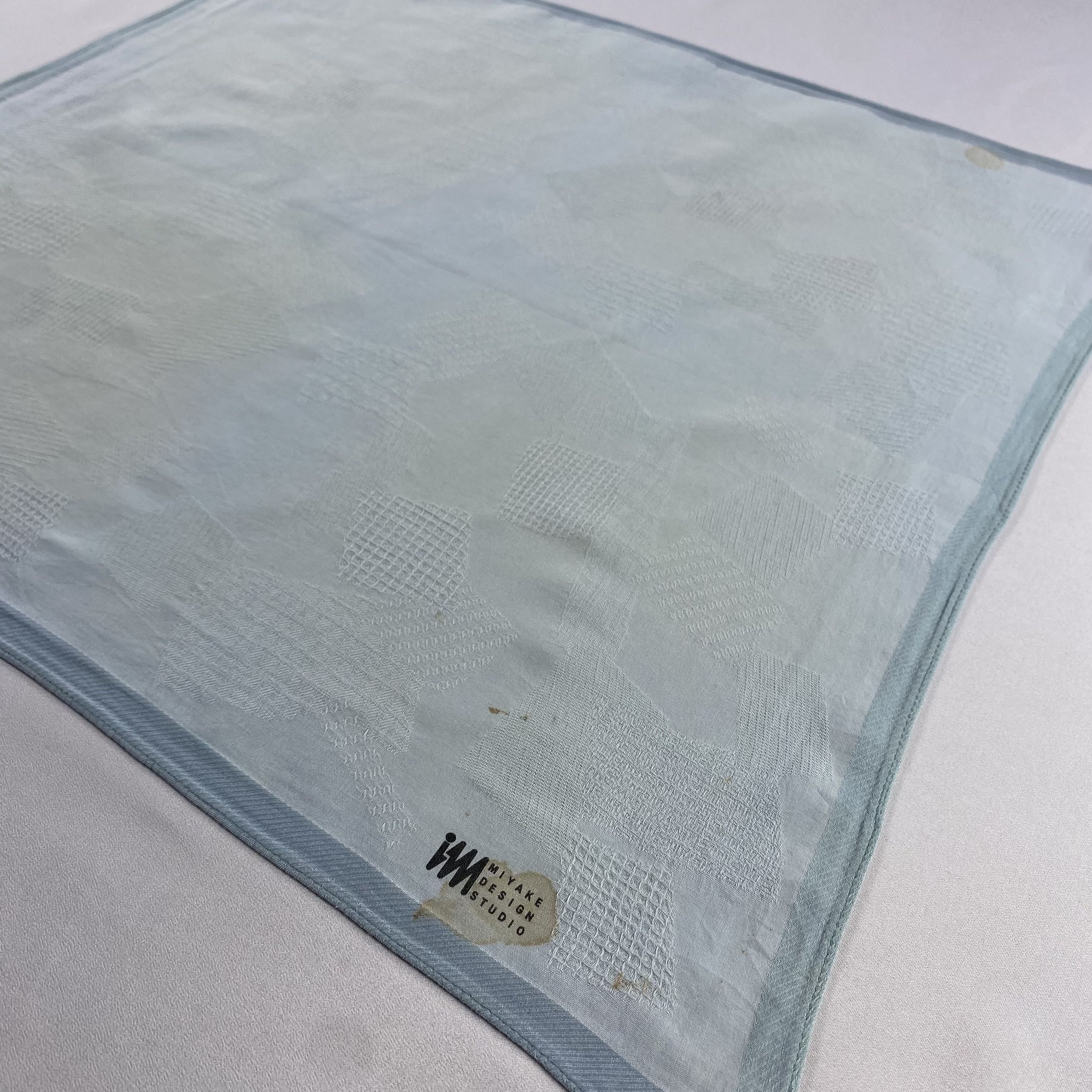 Issey Miyake × Vintage Issey Miyake Bandana/ Handkerchief / Neckerchief-P1304 Size ONE SIZE - 2 Thumbnail