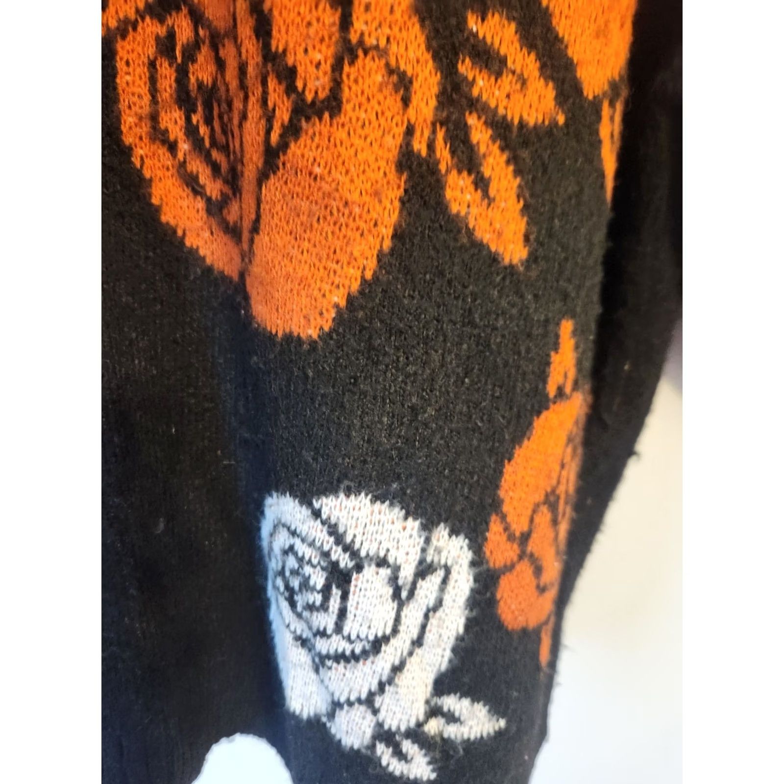 Torrid Torrid Plus Size Sweater Black Floral Orange White Mock Neck 3X Women Size XXL / US 16-18 / IT 52-54 - 4 Thumbnail
