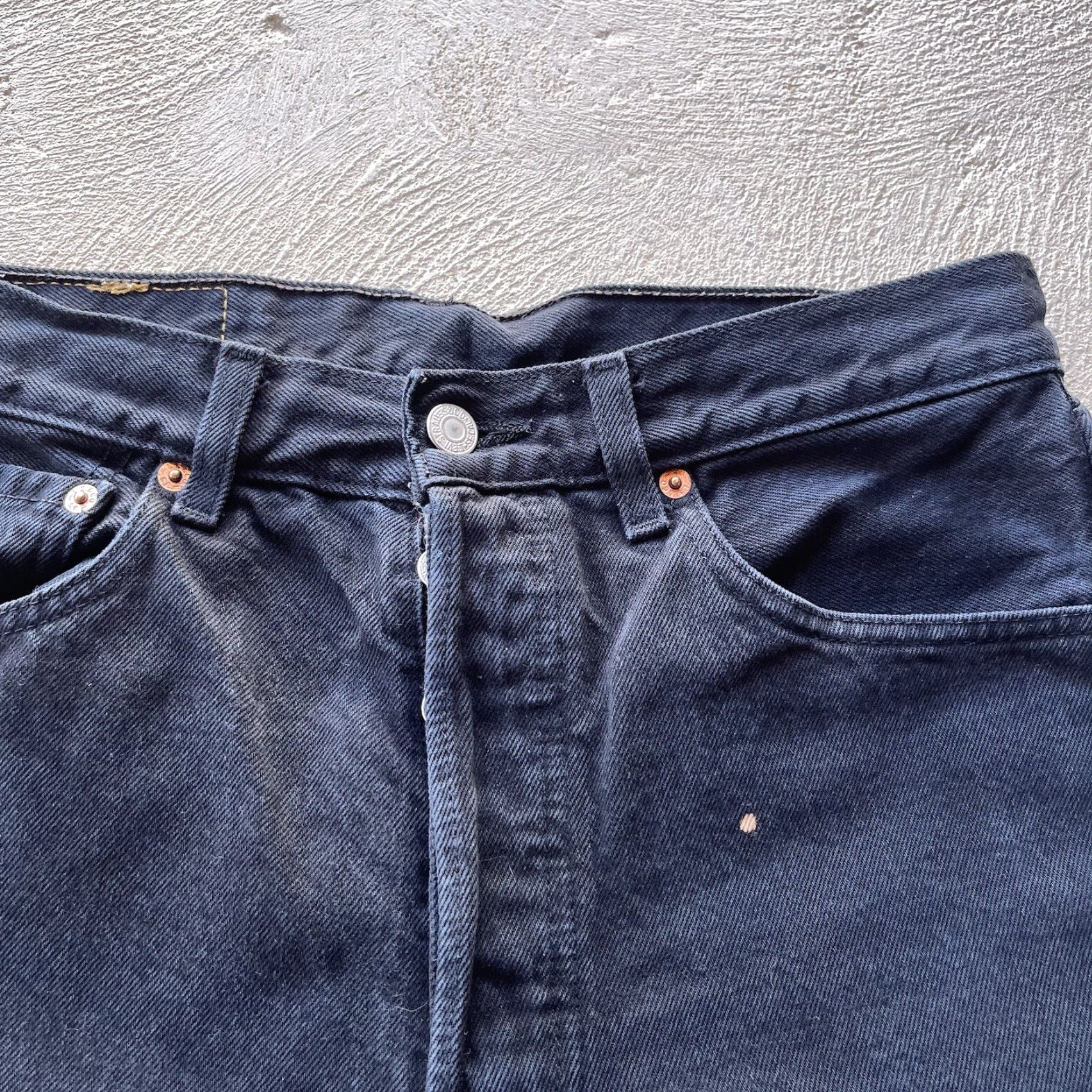 Levi's VINTAGE Levi's 501 Jeans Men 30x30 Black Straight Denim Pants 80s 90s Western Shirt Size US 30 / EU 46 - 6 Thumbnail