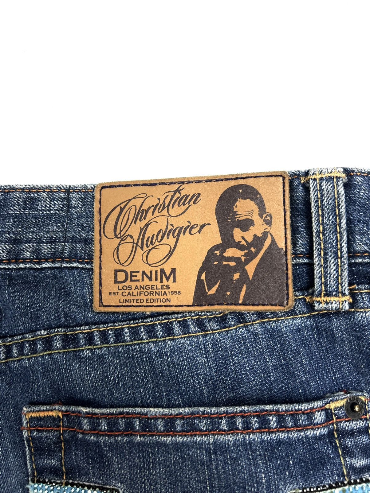 Christian Audigier Christian Audigier Limited Edition Faded Jeans Women’s Y2K Size 30" / US 8 / IT 44 - 14 Thumbnail