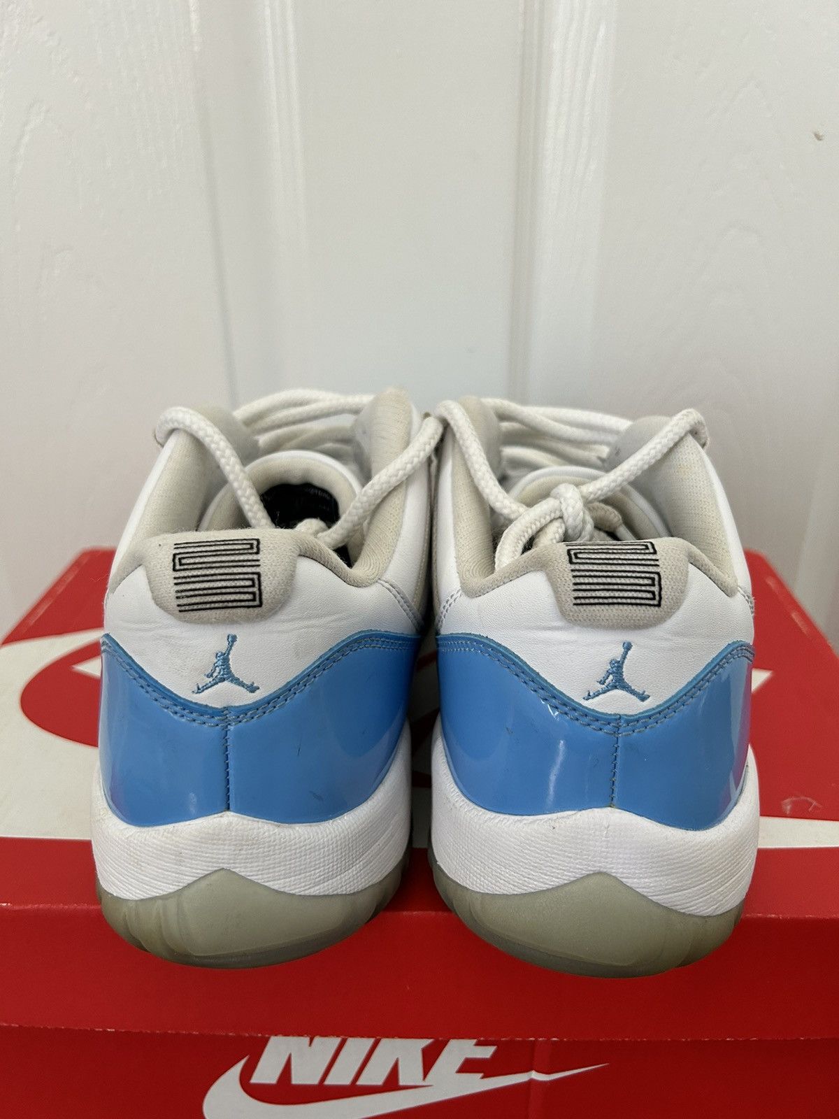Jordan Brand × Nike Jordan 11 Retro Low ‘University Blue’ 2017 Size US 9.5 / EU 42-43 - 4 Thumbnail