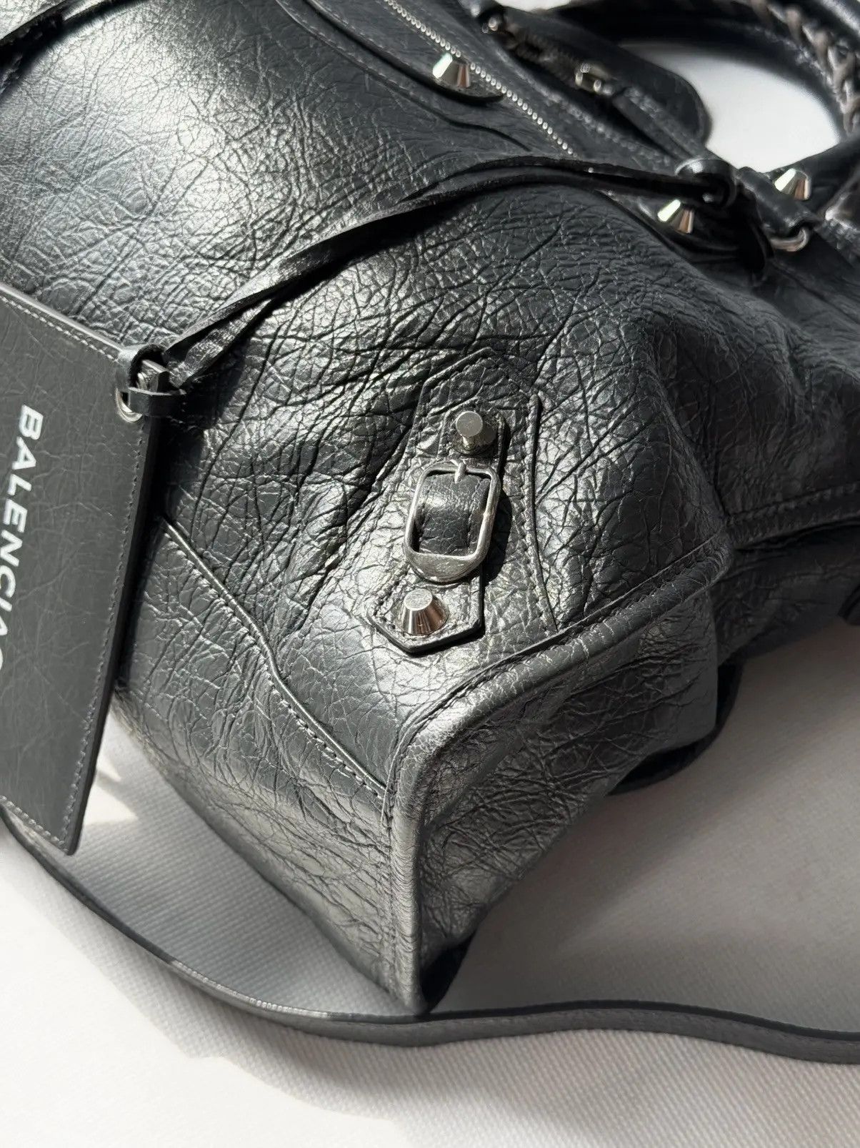 Balenciaga Vintage Balenciaga 00s City Bag Distressed Leather Handbag Size ONE SIZE - 21 Thumbnail