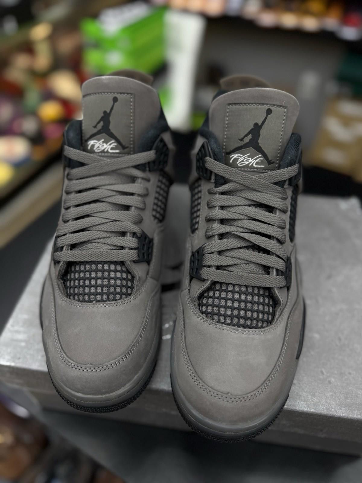 Nike Nike Air Jordan 4 Retro Cave Stone FV5029-200 Men's Size 10 Size US 10 / EU 43 - 4 Thumbnail