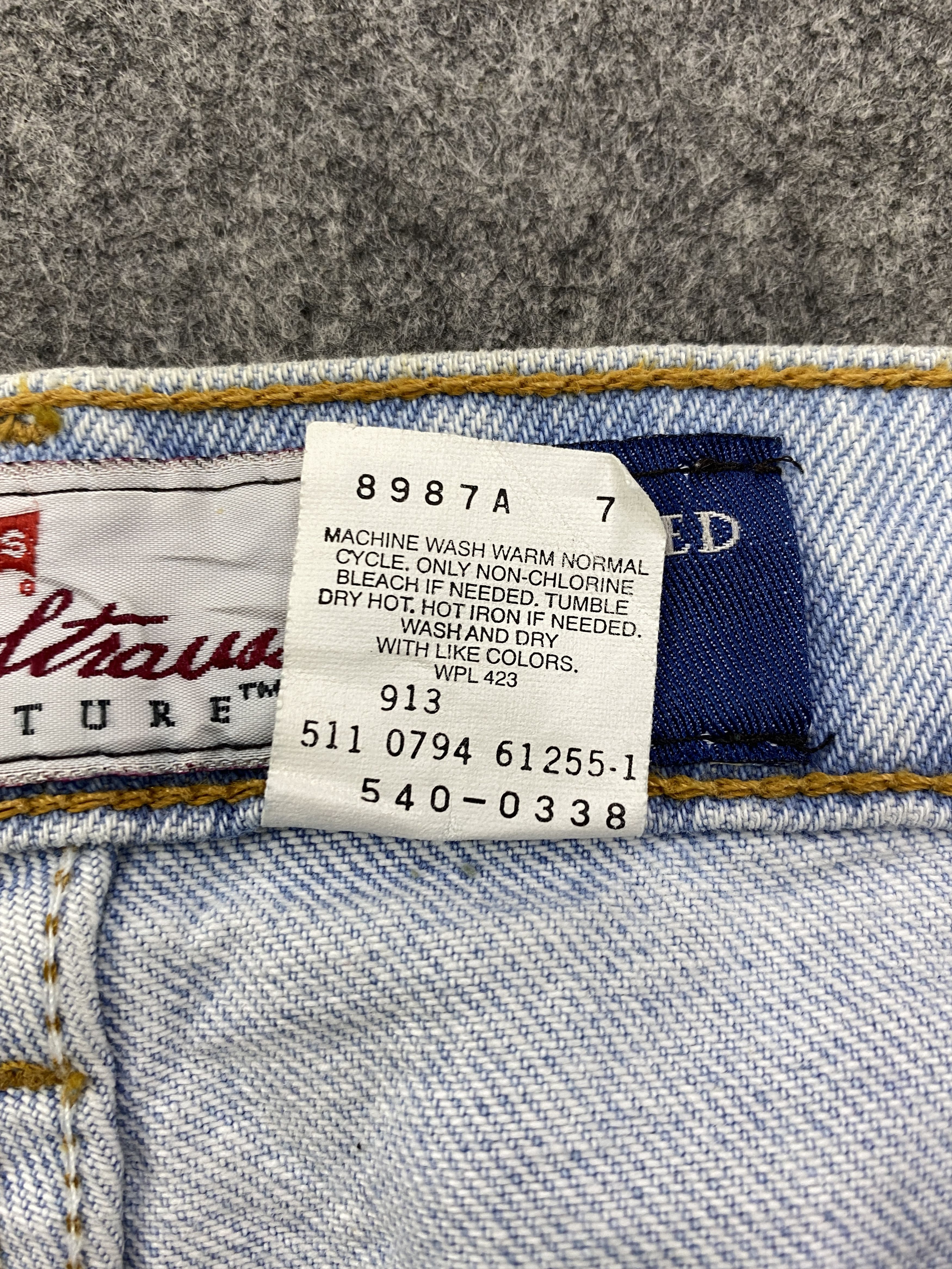 Levi's Light Blue Wash Vintage Levi's 540 USA 37x32 Denim -SJ027 Size US 37 - 9 Thumbnail
