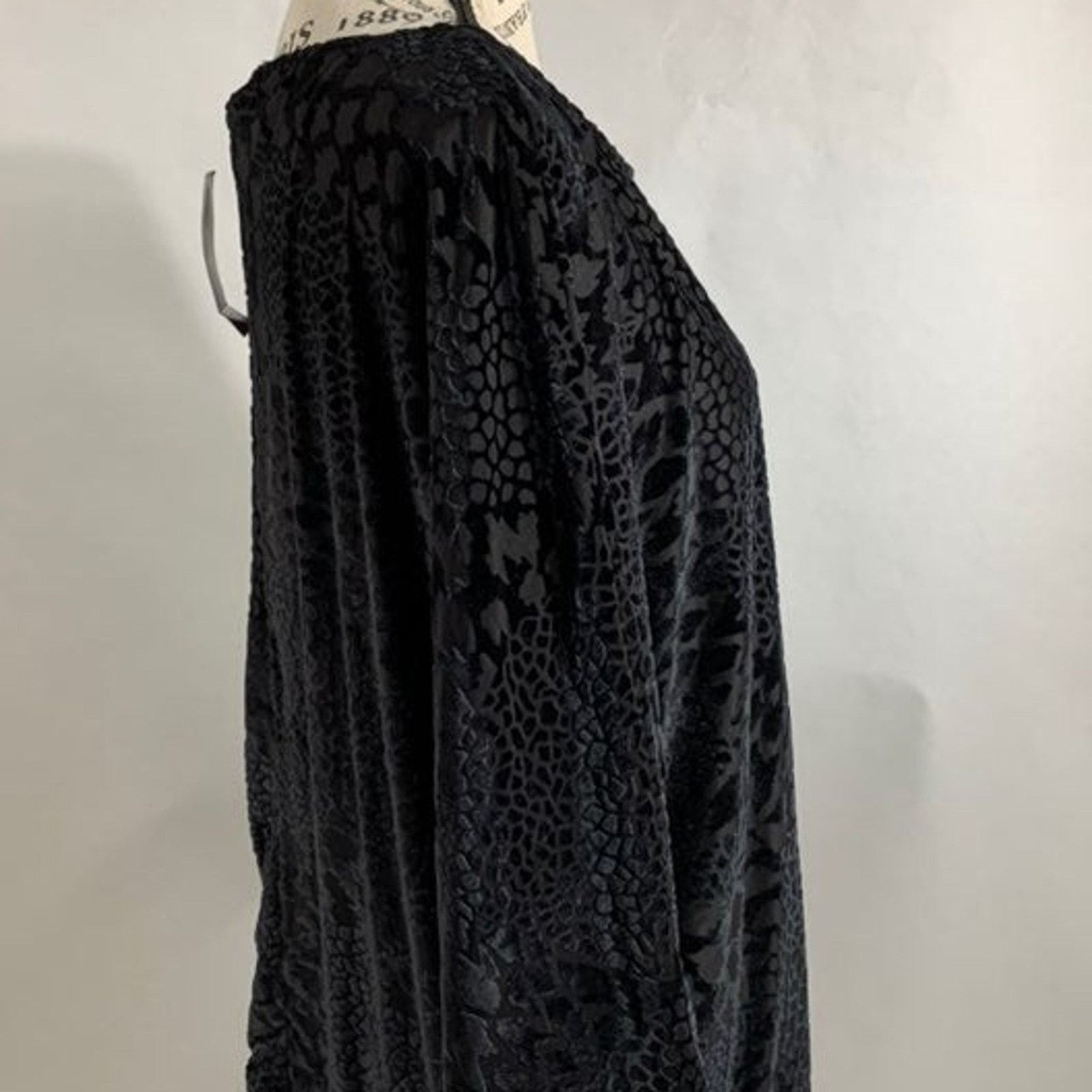 Chicos Chico's Blouse Women's Size 4 Black Top Side Tie 3/4 Sleeve Size XXL / US 16-18 / IT 52-54 - 5 Thumbnail