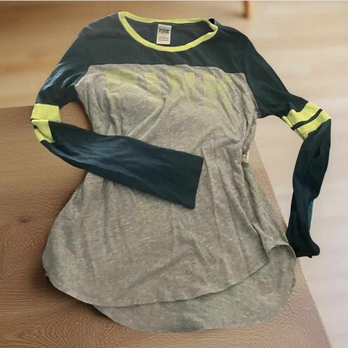 Pink × Victoria's Secret Victoria's Secret PINK long sleeve night shirt Size L / US 10 / IT 46 - 1 Thumbnail
