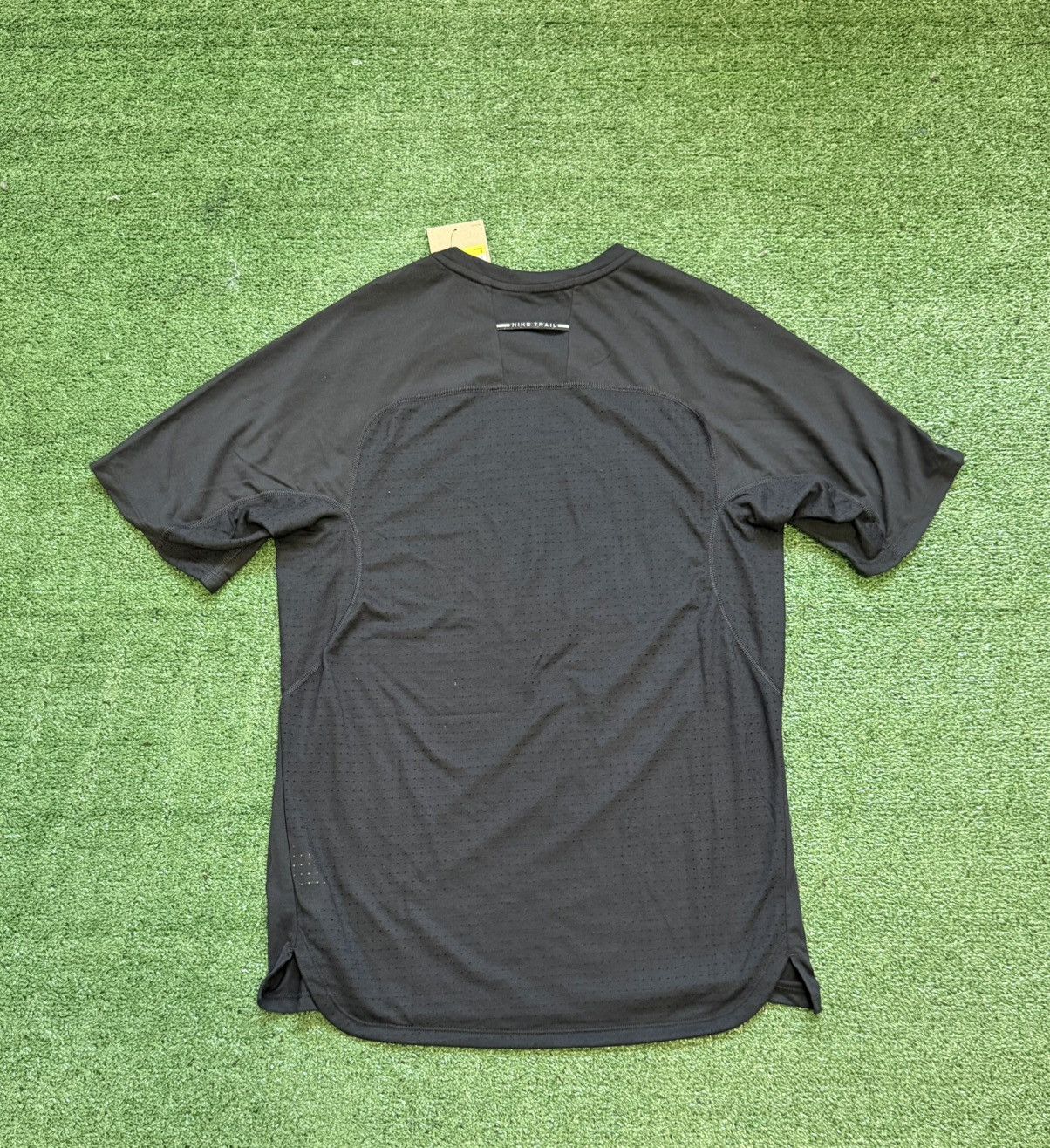 Nike Nike Trail Dri-Fit Solar Chase Running Shirt Black HJ3580 Size US S / EU 44-46 / 1 - 4 Thumbnail