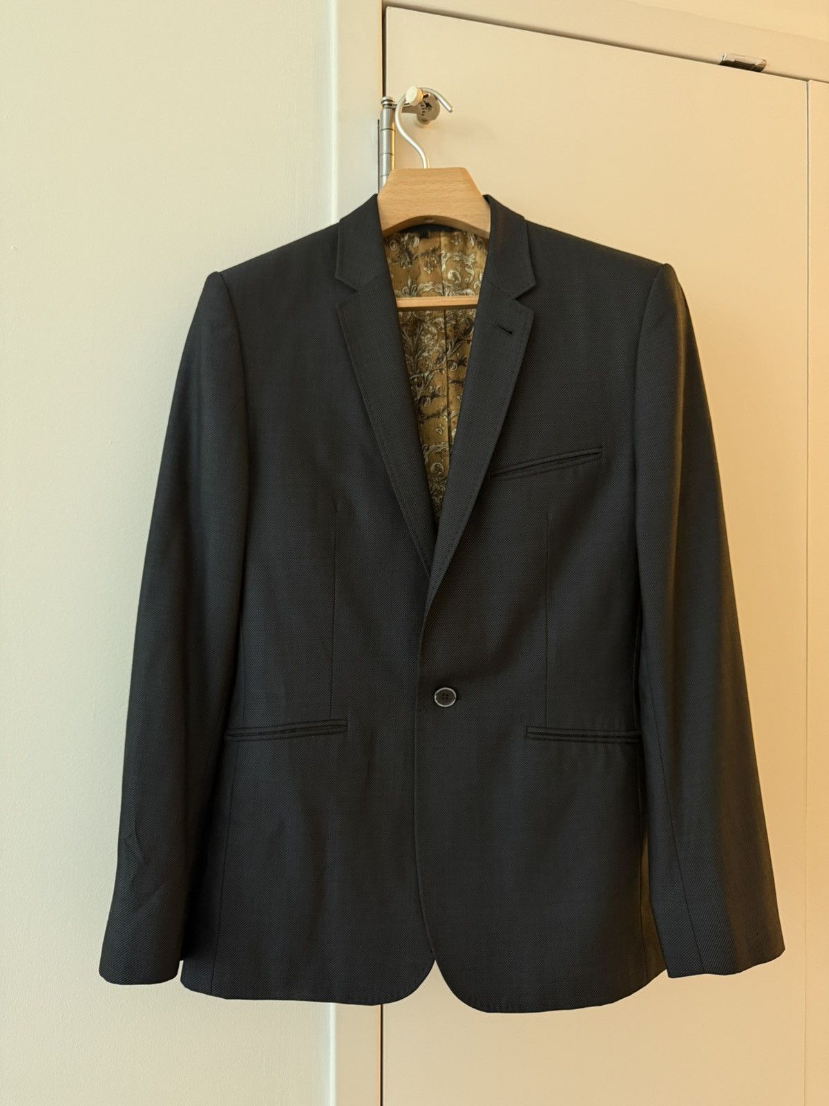 Ted Baker Dark Navy Suit Jacket With Patterned Lining Size 36R - 1 Thumbnail