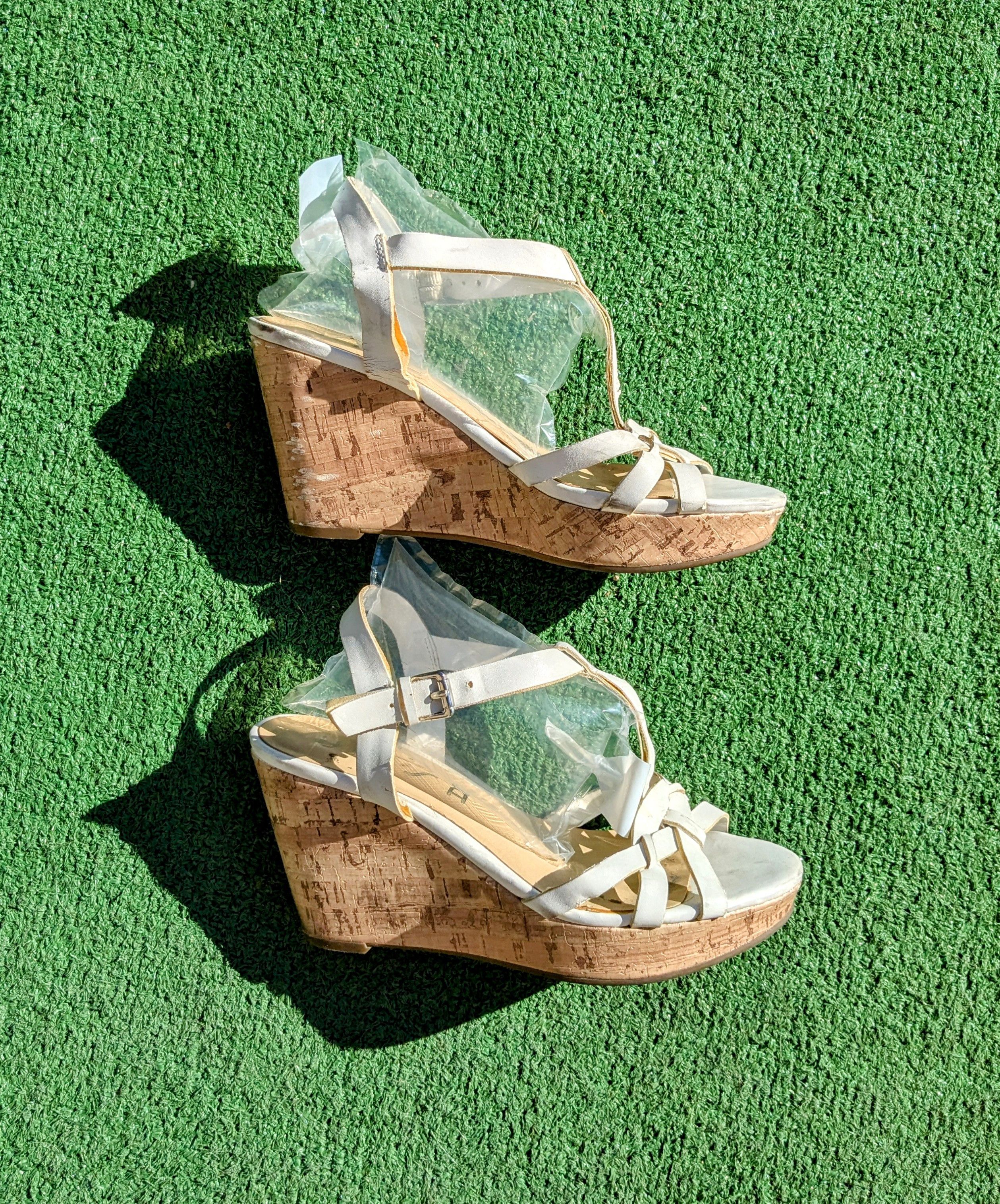 Other Unisa Kelsie Platform Cork Heel Wedge Strap Sandal Shoes Size US 6 / IT 36 - 5 Thumbnail