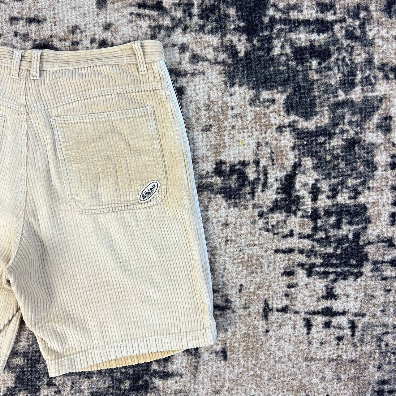 Billabong Billabong Vintage Y2K Mini Logo Corduroy Bermuda Shorts Size US 36 / EU 52 - 3 Thumbnail