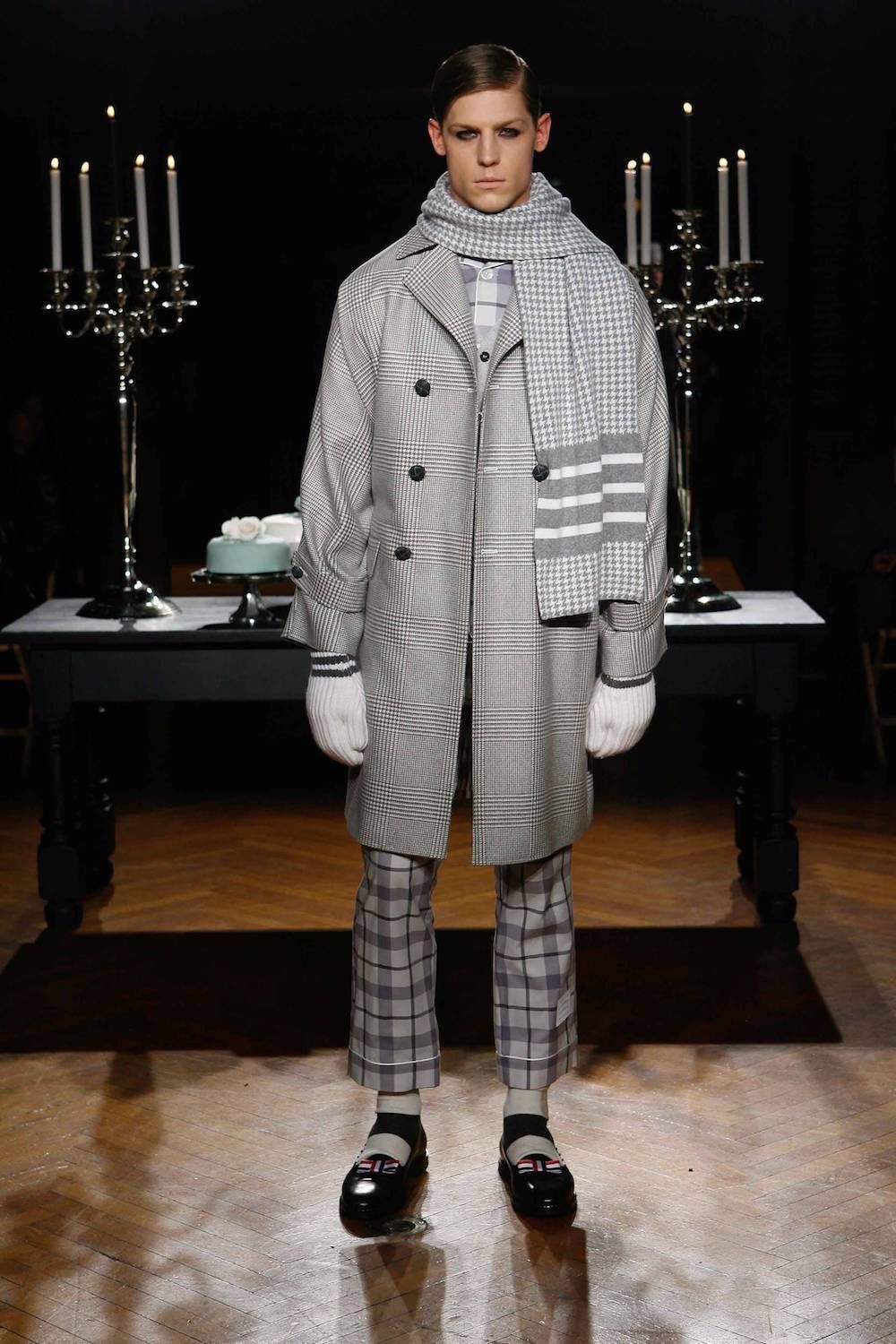 Thom Browne Thom Browne grey/lt grey flannel windowpane check 1 NWT Size US 35 - 5 Thumbnail