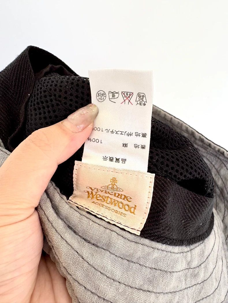 Vivienne Westwood Vivienne Westwood Old grayish-brown newsboy hat Size ONE SIZE - 7 Thumbnail