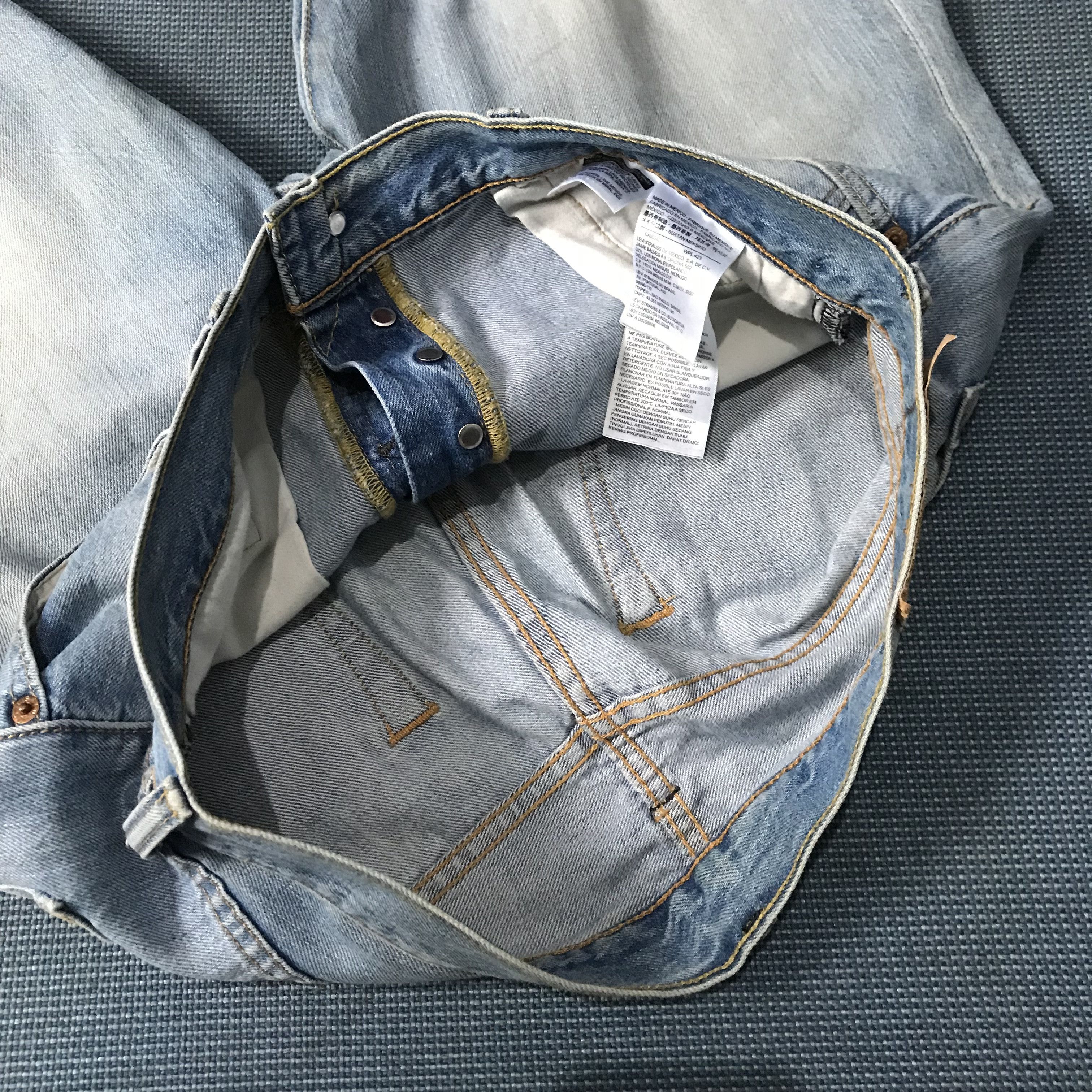 Levi's Vintage Levis 501 jeans acid wash blue jeans size W 33 L 33 Size US 33 - 5 Thumbnail