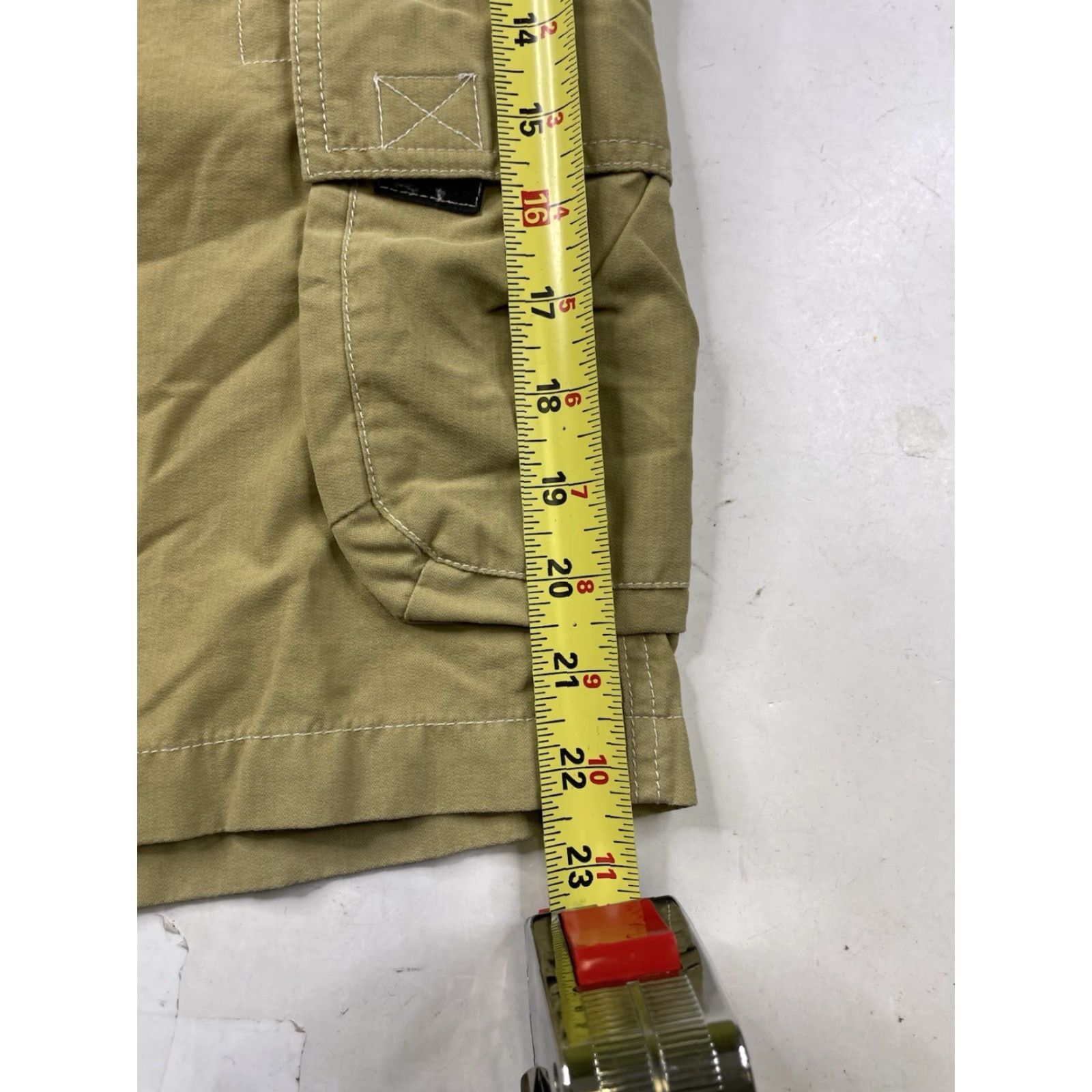 Vintage Kuhl Khaki Vintage Patina Dye Hiking Cargo Outdoors Shorts 12” Mens Size Large Size US 33 - 5 Thumbnail
