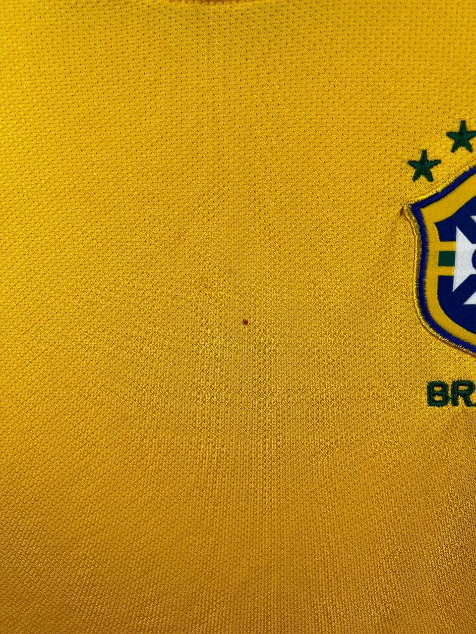 Vintage Brazil Nike vintage t-shirts size L Size US L / EU 52-54 / 3 - 6 Thumbnail